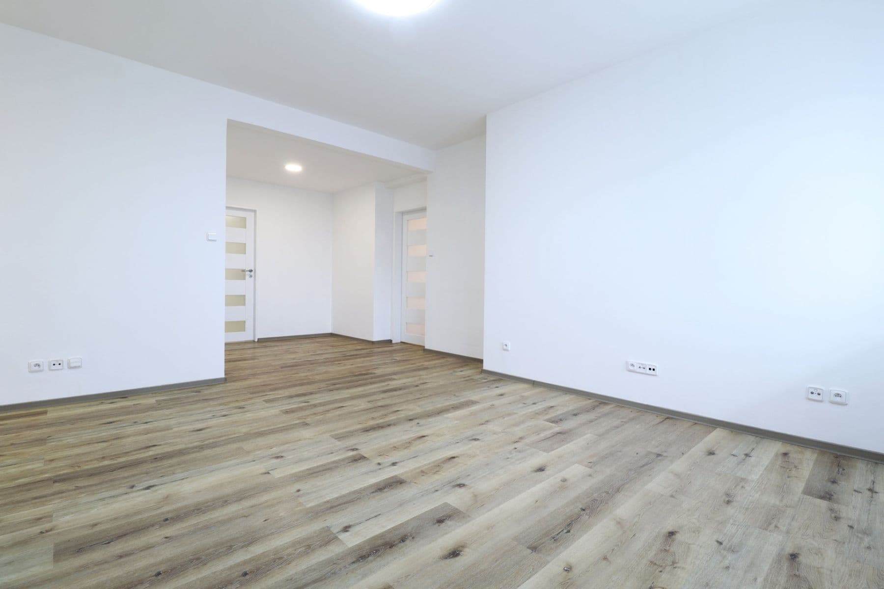 Pronájem bytu 3+kk 75 m², Hyacintová, Praha, Praha Pronájem bytu 3+kk 75 m², Hyacintová, Praha, Praha