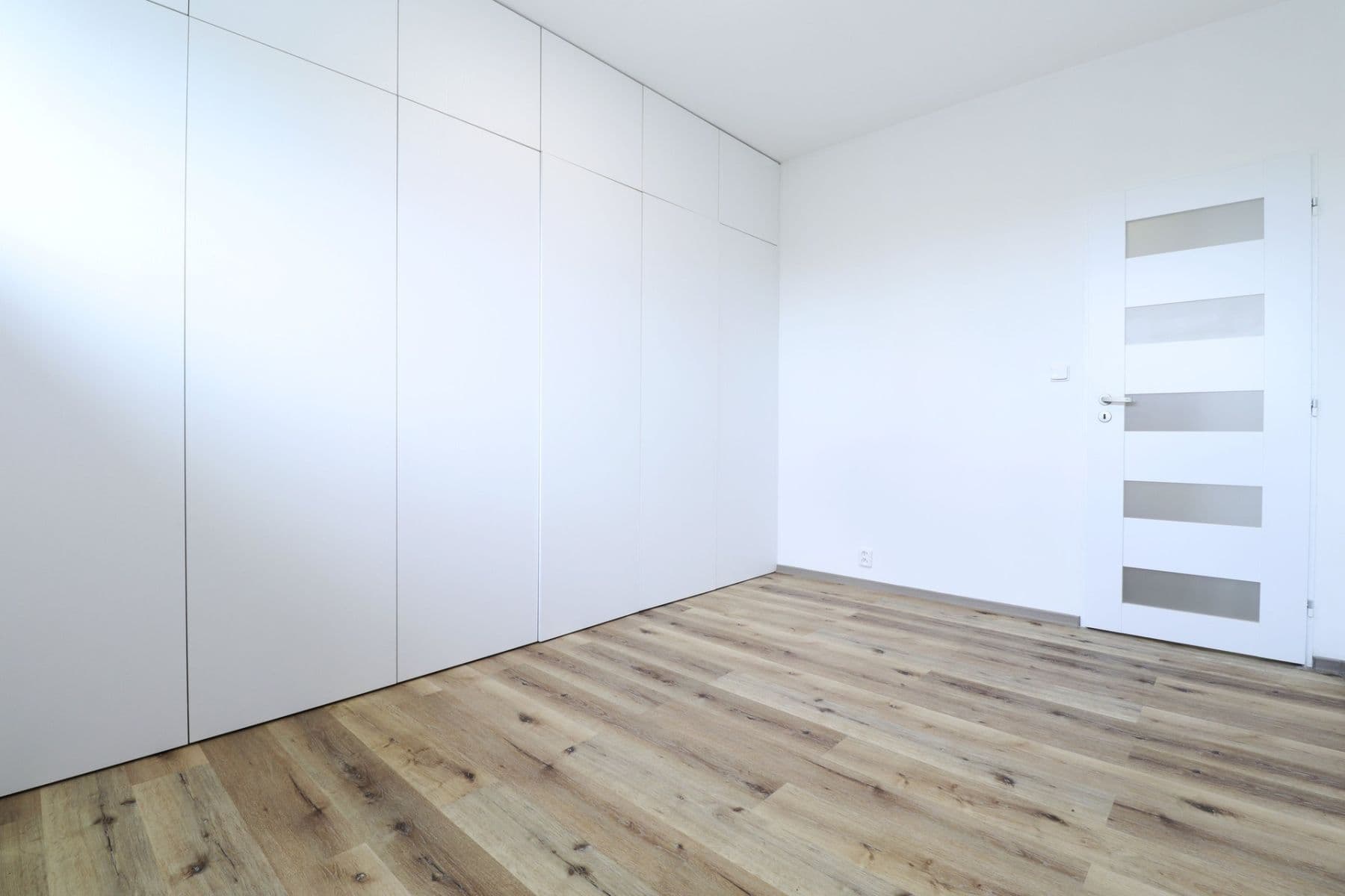 Pronájem bytu 3+kk 75 m², Hyacintová, Praha, Praha Pronájem bytu 3+kk 75 m², Hyacintová, Praha, Praha