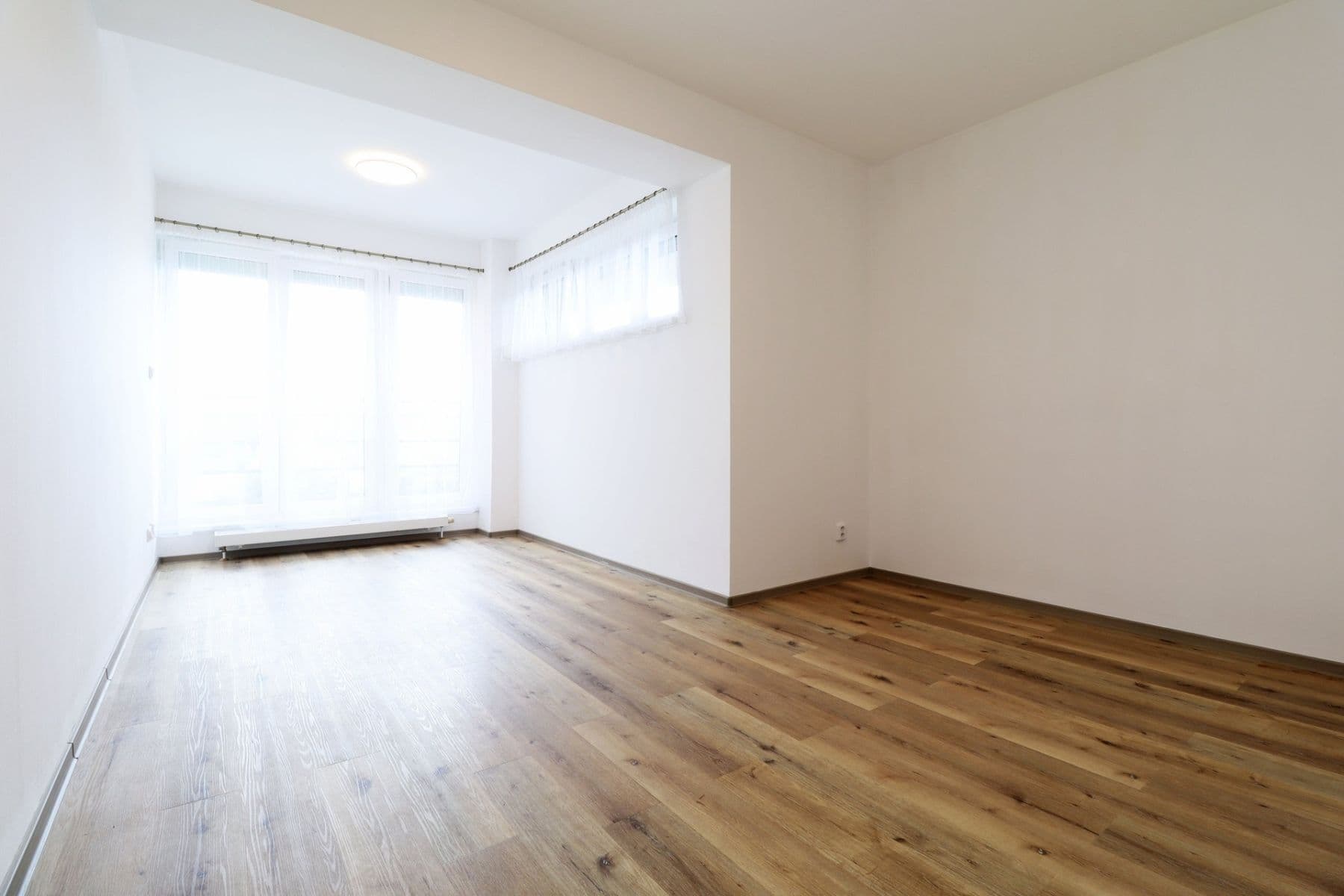 Pronájem bytu 3+kk 75 m², Hyacintová, Praha, Praha Pronájem bytu 3+kk 75 m², Hyacintová, Praha, Praha