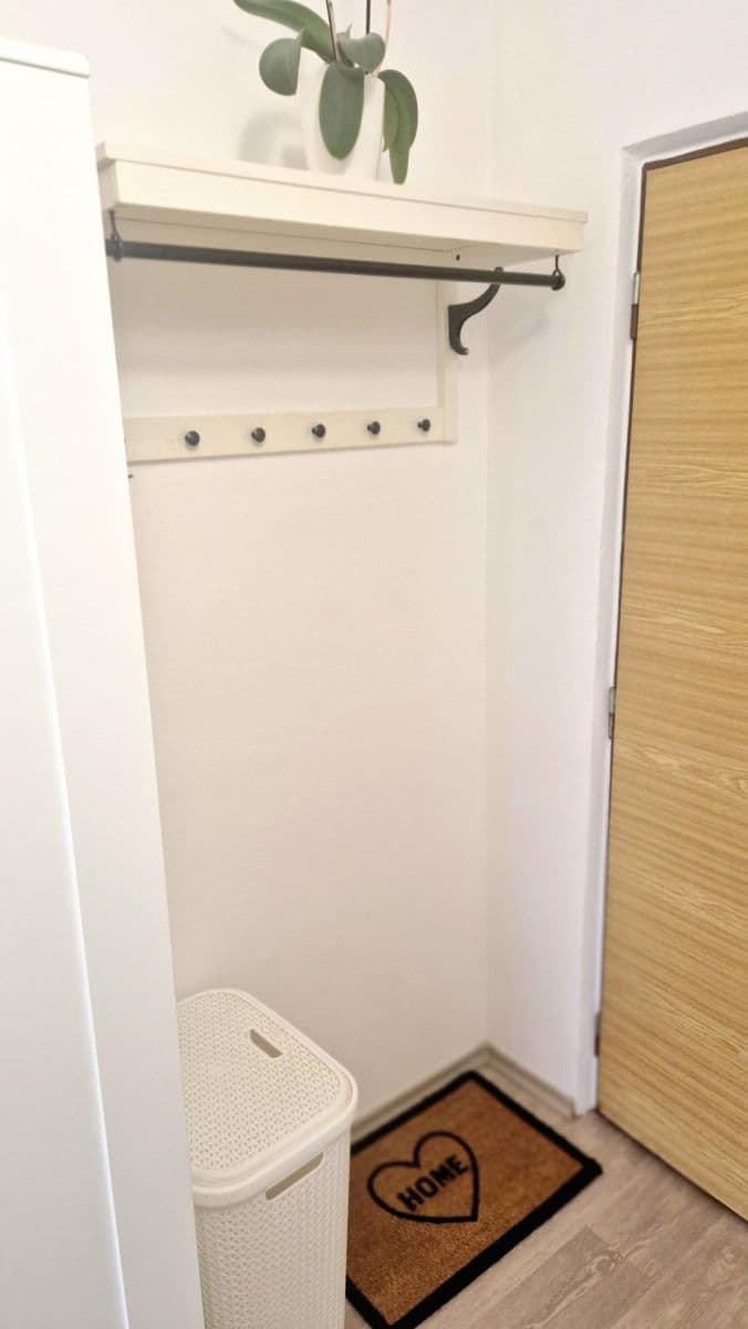 Pronájem bytu 1+kk 25 m², Leoše Janáčka, Luhačovice, Zlínský kraj Pronájem bytu 1+kk 25 m², Leoše Janáčka, Luhačovice, Zlínský kraj