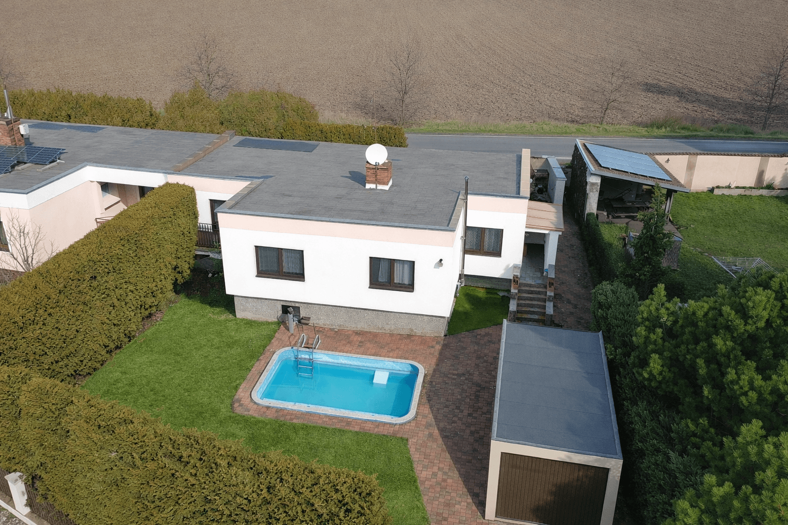 Prodej domu 117 m², pozemek 464 m², Přistoupim, Středočeský kraj Prodej domu 117 m², pozemek 464 m², Přistoupim, Středočeský kraj