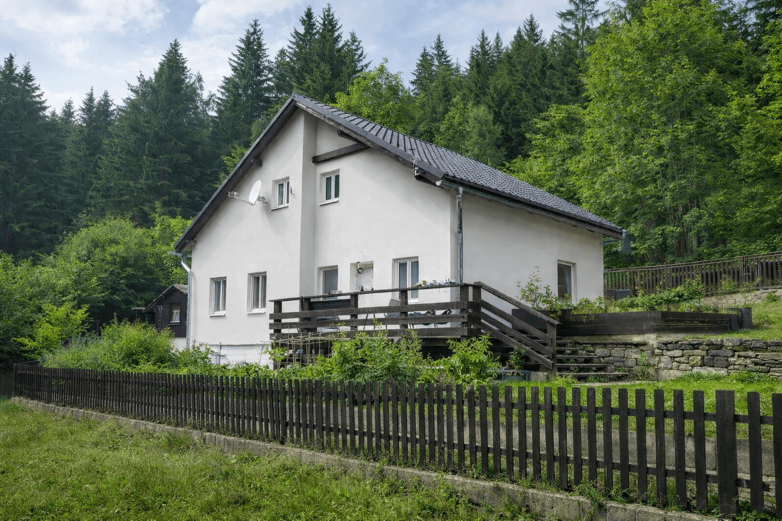 Prodej domu 100 m², pozemek 798 m², Klokočov, Žilinský kraj Prodej domu 100 m², pozemek 798 m², Klokočov, Žilinský kraj