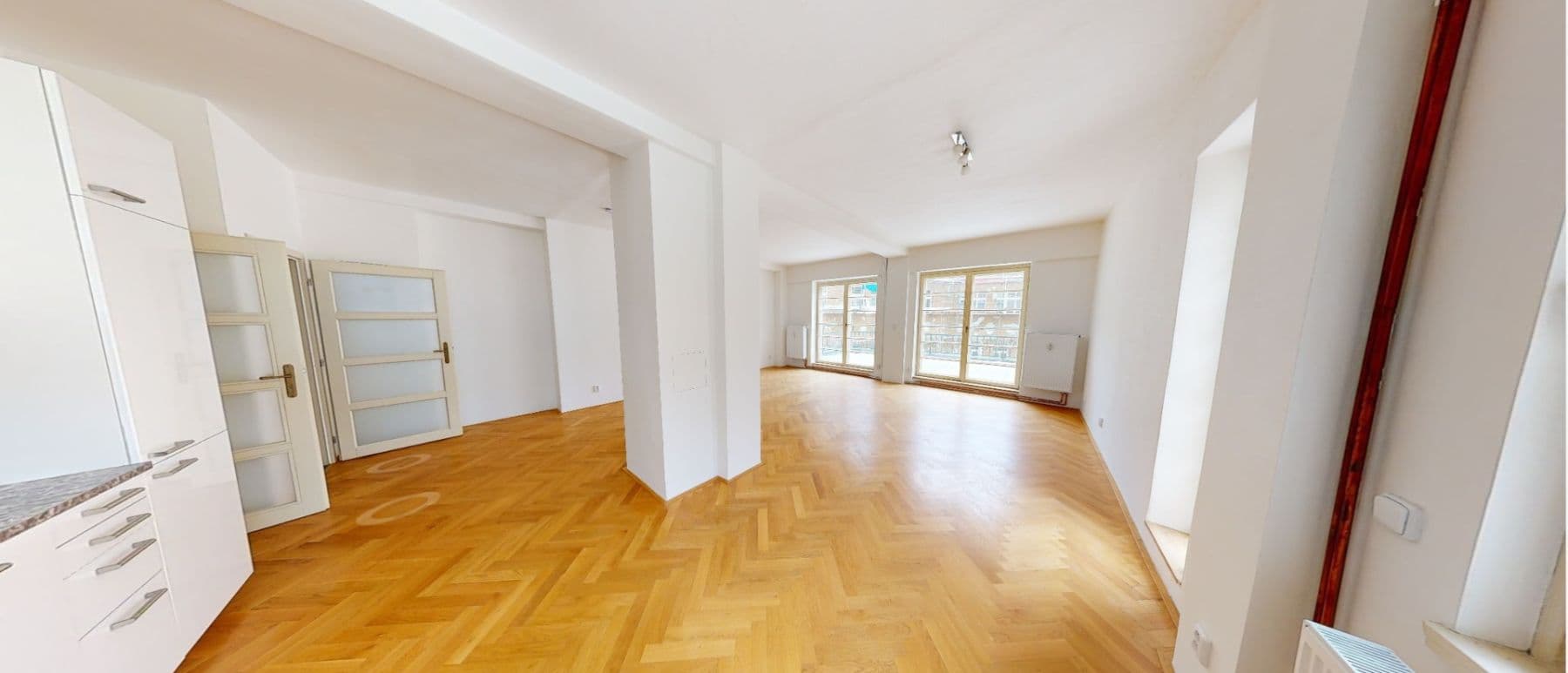Pronájem bytu 1+kk 114 m², Staroměstské náměstí, Praha, Praha Pronájem bytu 1+kk 114 m², Staroměstské náměstí, Praha, Praha