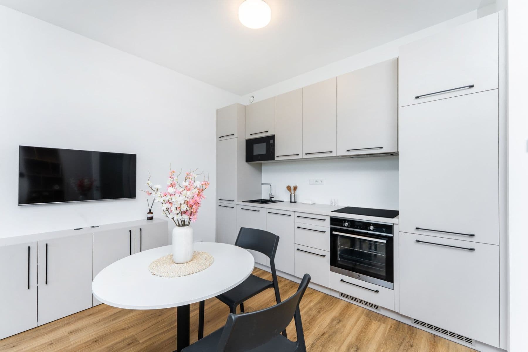 Pronájem bytu 1+kk 36 m², Odkolkova, Praha, Praha Pronájem bytu 1+kk 36 m², Odkolkova, Praha, Praha