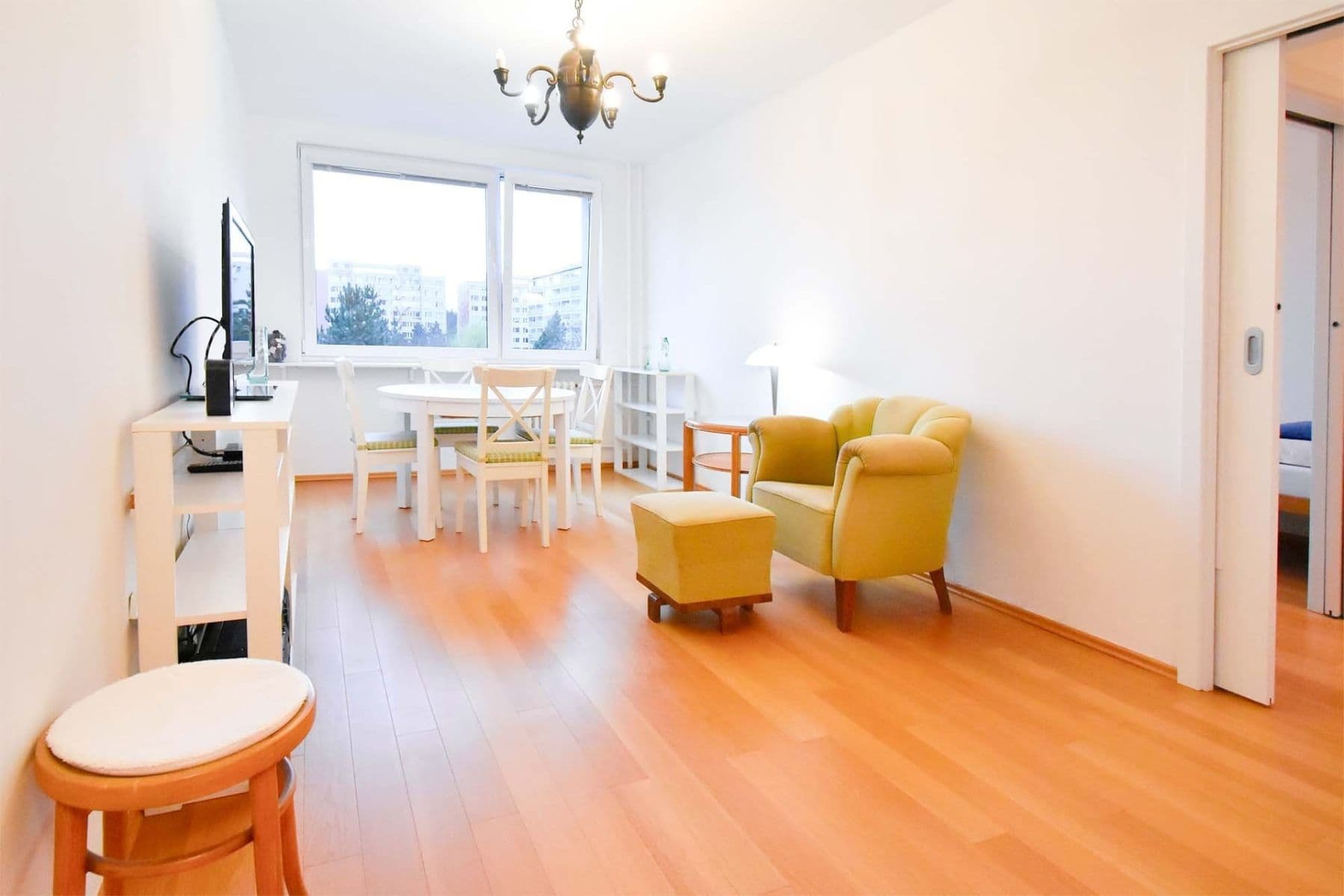 Pronájem bytu 2+kk 45 m², Petýrkova, Praha, Praha Pronájem bytu 2+kk 45 m², Petýrkova, Praha, Praha