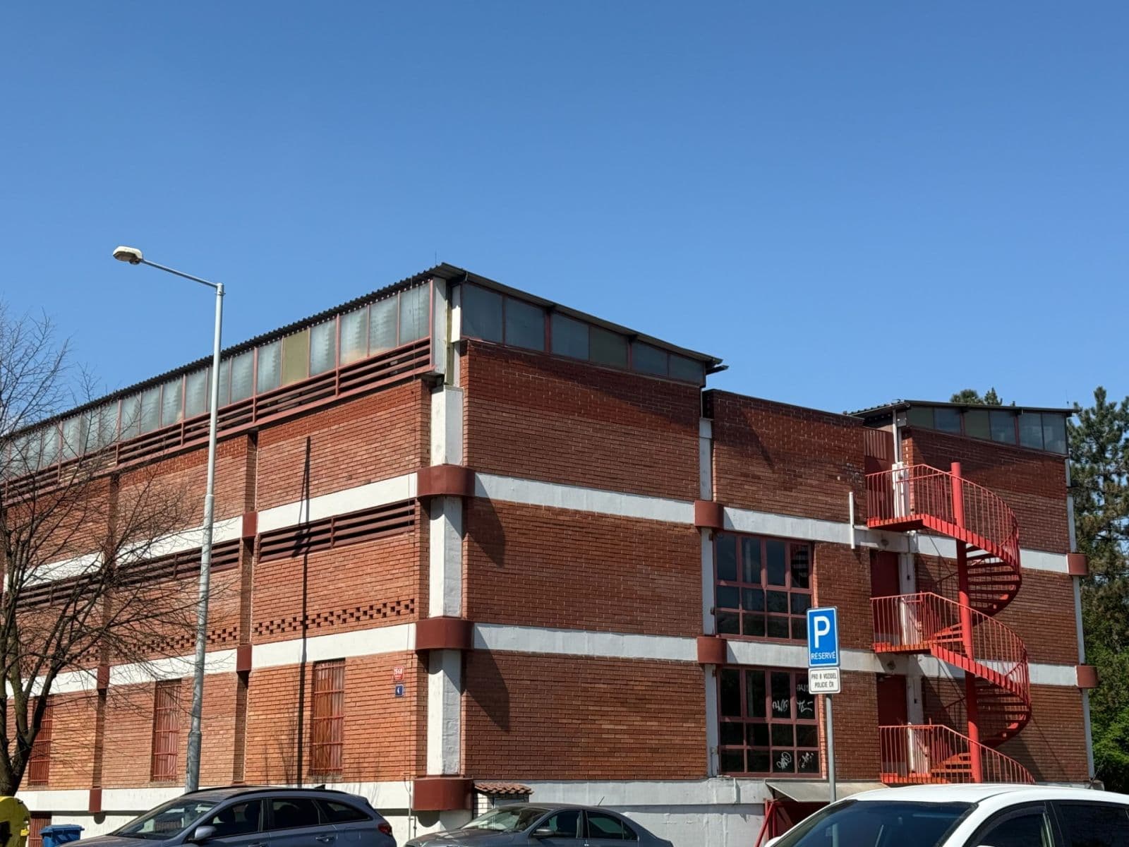 Pronájem garáže 23 m², Praha, Praha Pronájem garáže 23 m², Praha, Praha