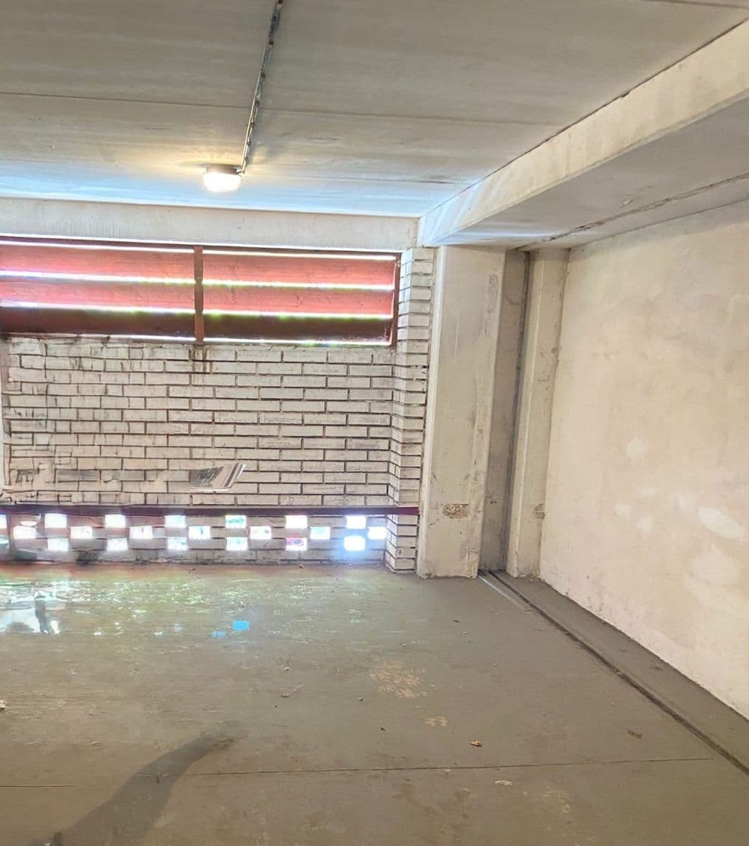 Pronájem garáže 23 m², Praha, Praha Pronájem garáže 23 m², Praha, Praha