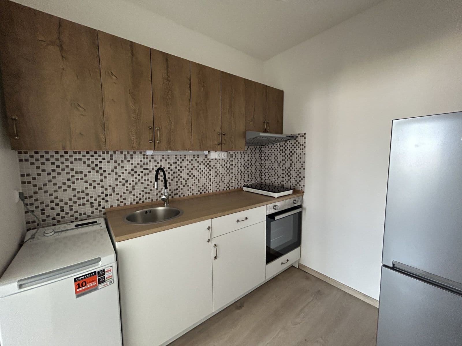 Pronájem bytu 1+kk 34 m², Křivenická, Praha, Praha Pronájem bytu 1+kk 34 m², Křivenická, Praha, Praha