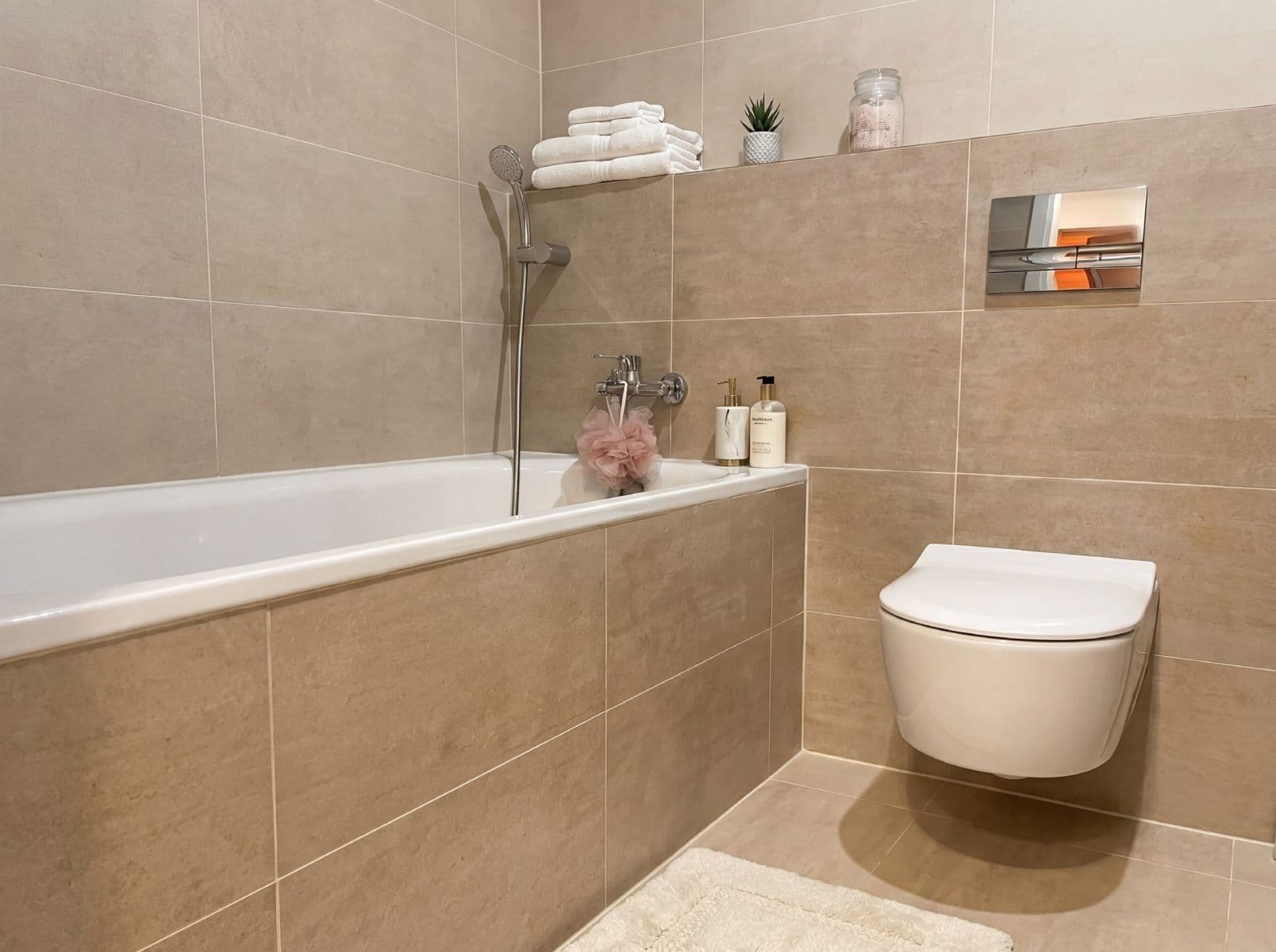 Pronájem bytu 50 m², Olgy havlove, Praha, Praha Pronájem bytu 50 m², Olgy havlove, Praha, Praha