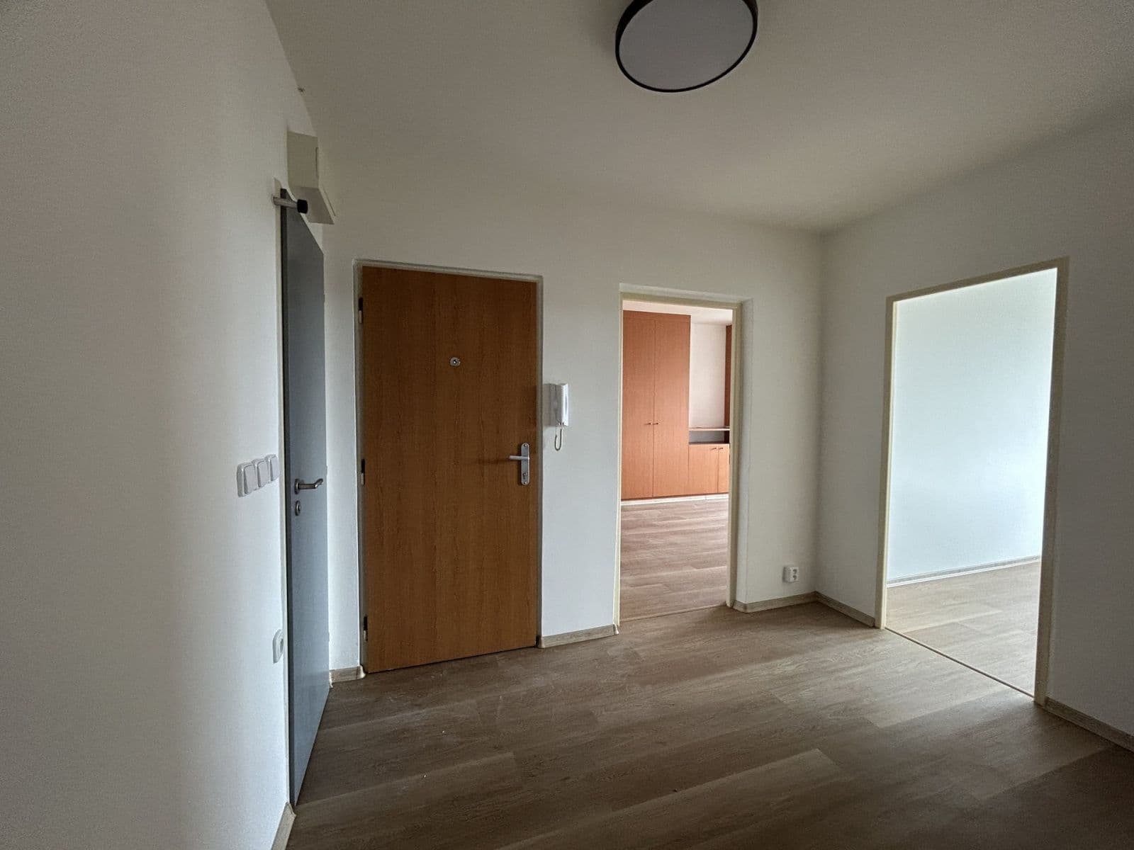 Pronájem bytu 3+1 84 m², Roháčova, Český Brod, Středočeský kraj Pronájem bytu 3+1 84 m², Roháčova, Český Brod, Středočeský kraj