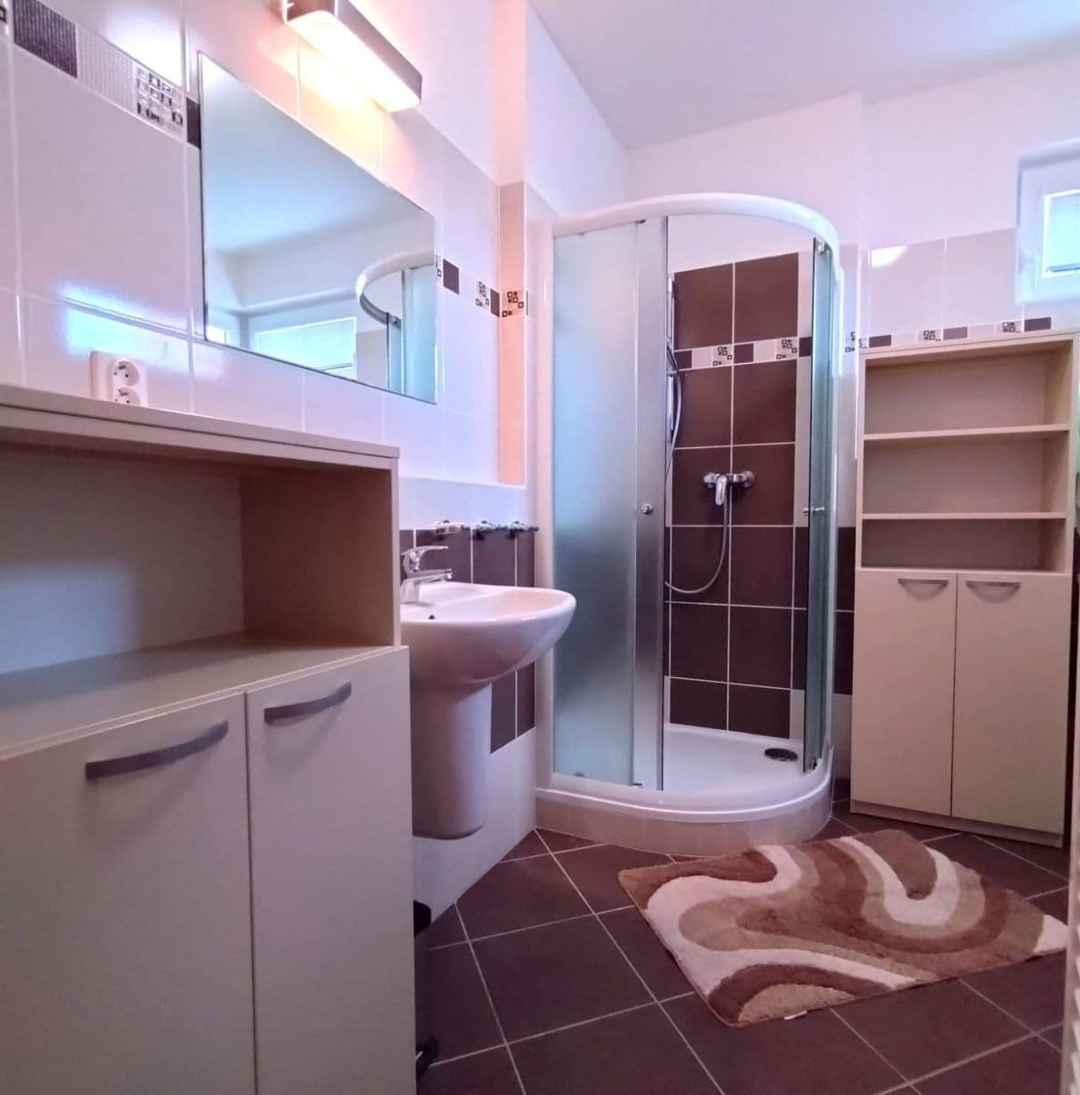 Pronájem bytu 2+kk 58 m², Hornoměcholupská, Praha, Praha Pronájem bytu 2+kk 58 m², Hornoměcholupská, Praha, Praha