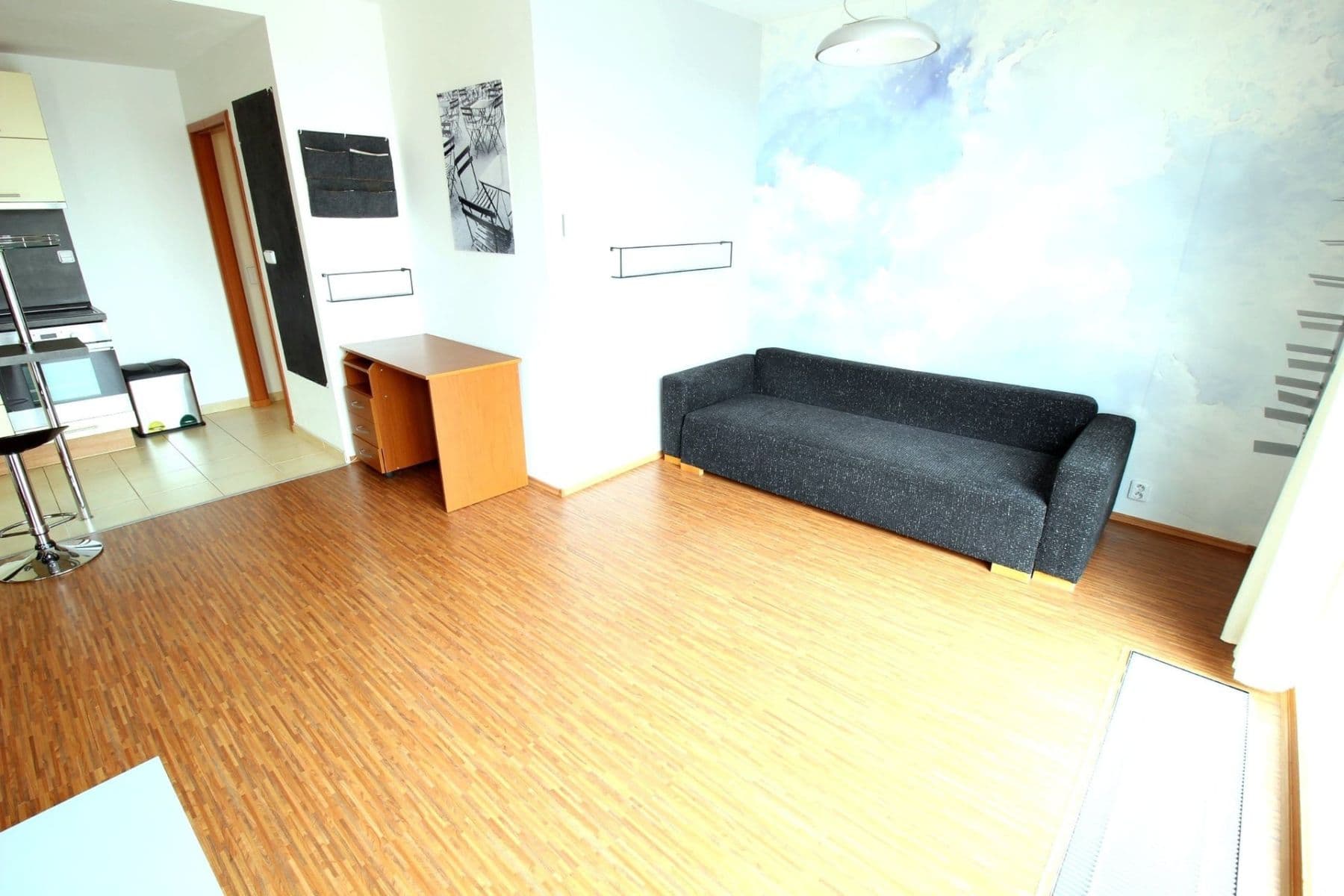 Pronájem bytu 1+kk 30 m², Pod lipami, Praha, Praha Pronájem bytu 1+kk 30 m², Pod lipami, Praha, Praha