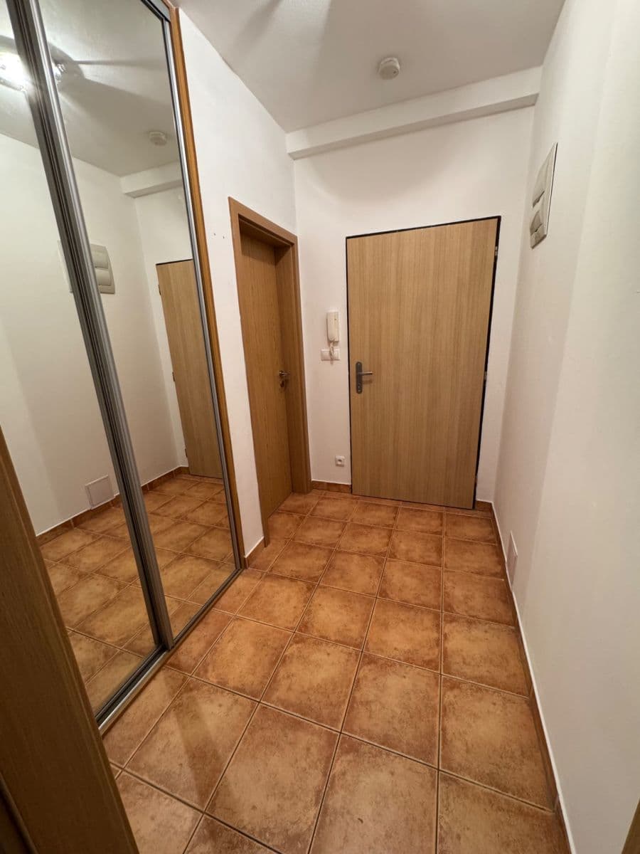 Pronájem bytu 2+kk 52 m², U Ctěnického Potoka, Přezletice, Středočeský kraj Pronájem bytu 2+kk 52 m², U Ctěnického Potoka, Přezletice, Středočeský kraj