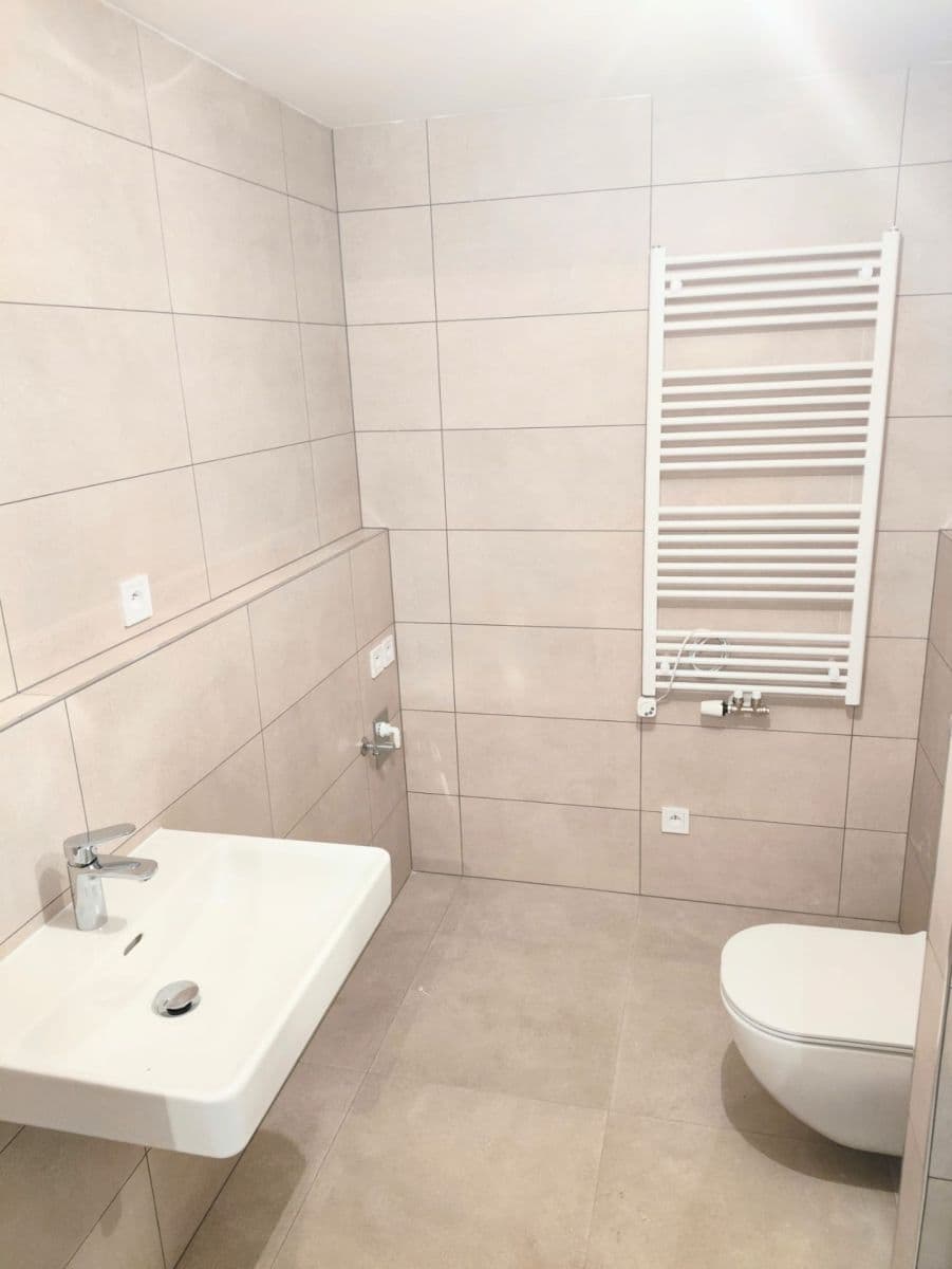 Pronájem bytu 1+kk 33 m², Libušská, Praha, Praha Pronájem bytu 1+kk 33 m², Libušská, Praha, Praha