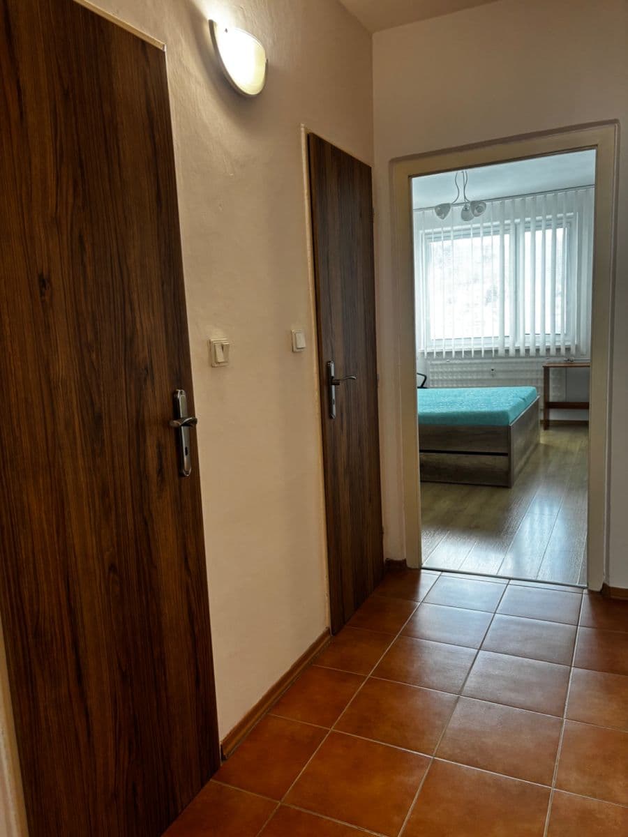 Pronájem bytu 2+1 50 m², Veľkonecpalská, Prievidza, Trenčiansky kraj Pronájem bytu 2+1 50 m², Veľkonecpalská, Prievidza, Trenčiansky kraj