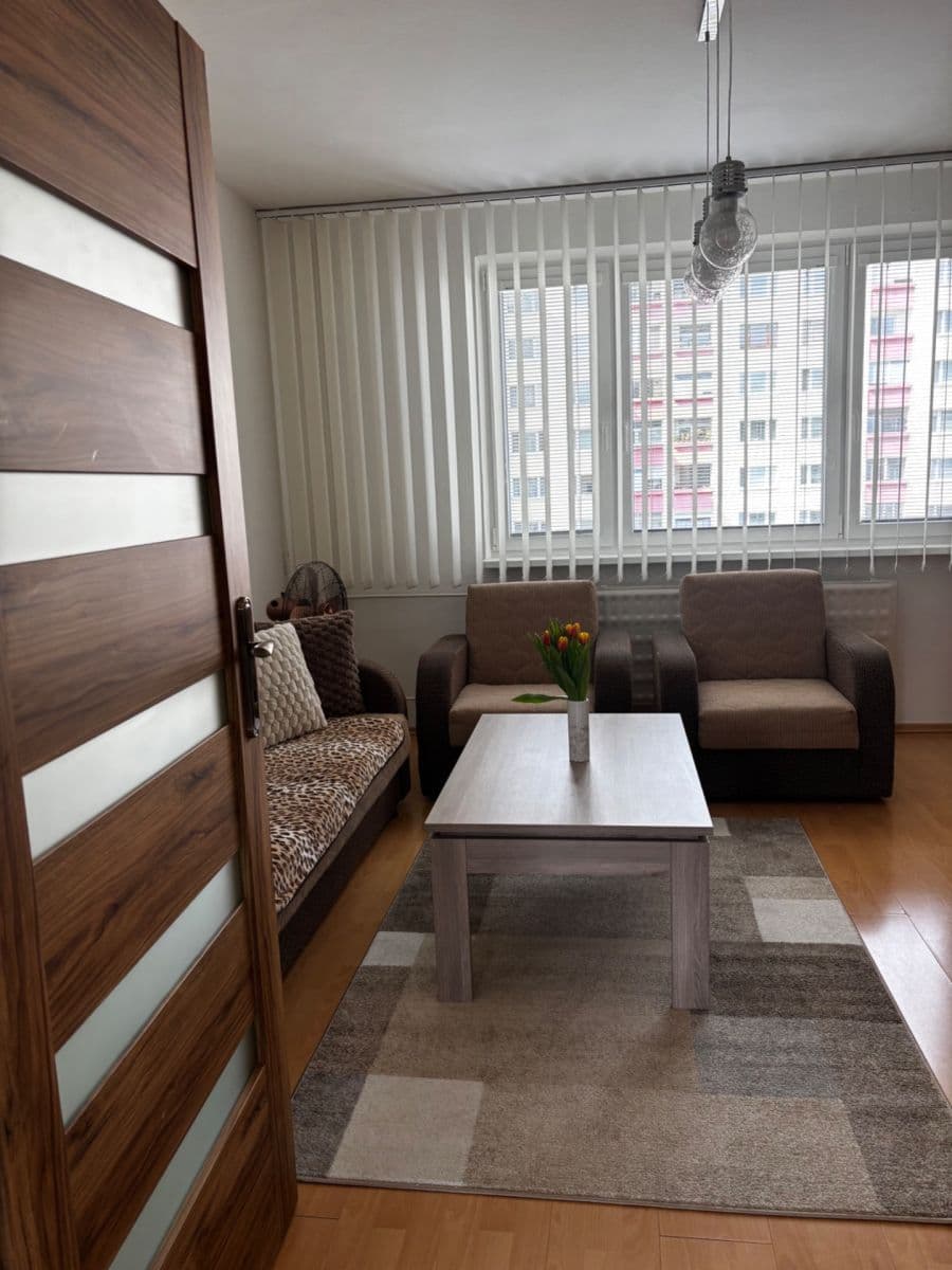 Pronájem bytu 2+1 50 m², Veľkonecpalská, Prievidza, Trenčiansky kraj Pronájem bytu 2+1 50 m², Veľkonecpalská, Prievidza, Trenčiansky kraj