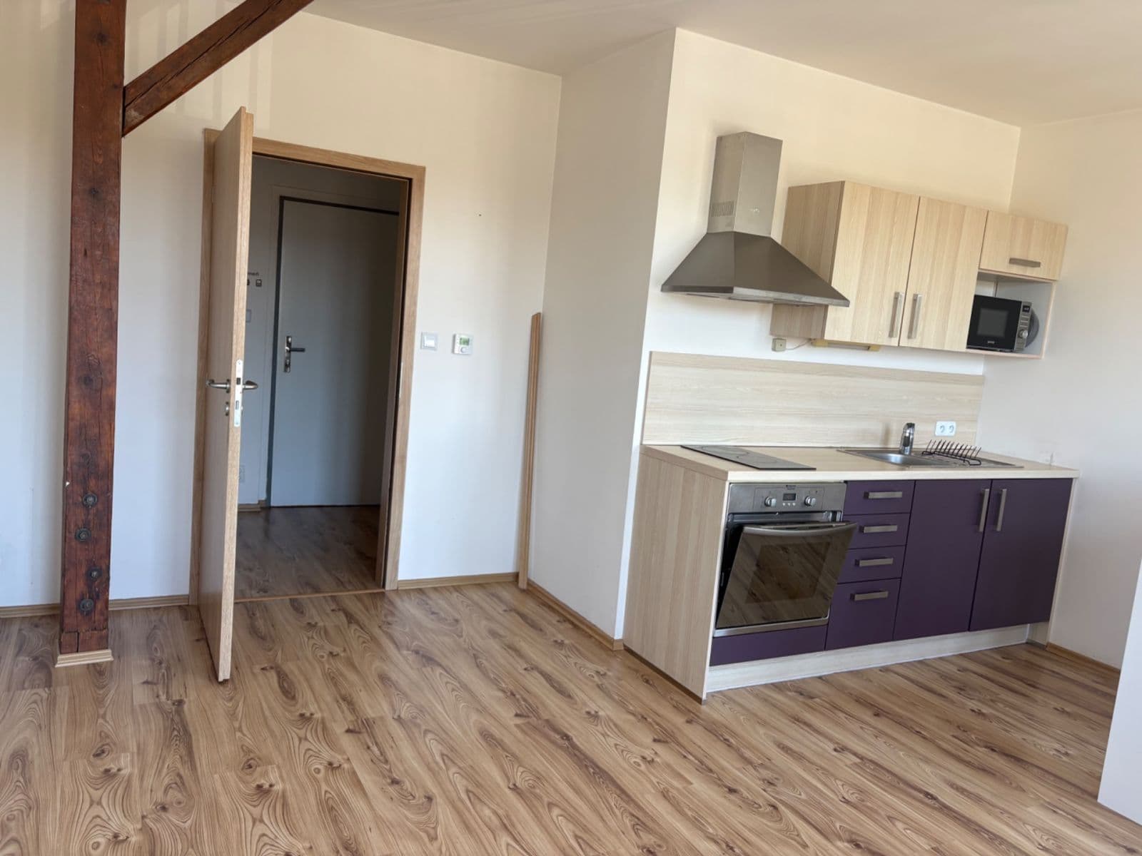 Prodej bytu 1+kk 25 m², Vosmíkových, Praha, Praha Prodej bytu 1+kk 25 m², Vosmíkových, Praha, Praha