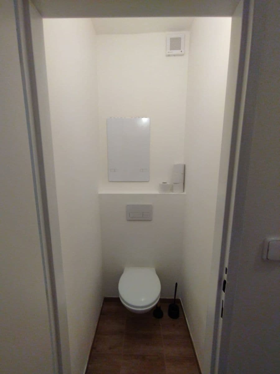 Pronájem bytu 2+1 55 m², Revoluční, Žďár nad Sázavou, Kraj Vysočina Pronájem bytu 2+1 55 m², Revoluční, Žďár nad Sázavou, Kraj Vysočina