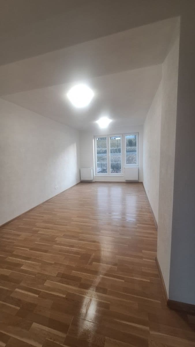 Pronájem bytu 2+1 50 m², Družstevní, Velké Meziříčí, Kraj Vysočina Pronájem bytu 2+1 50 m², Družstevní, Velké Meziříčí, Kraj Vysočina