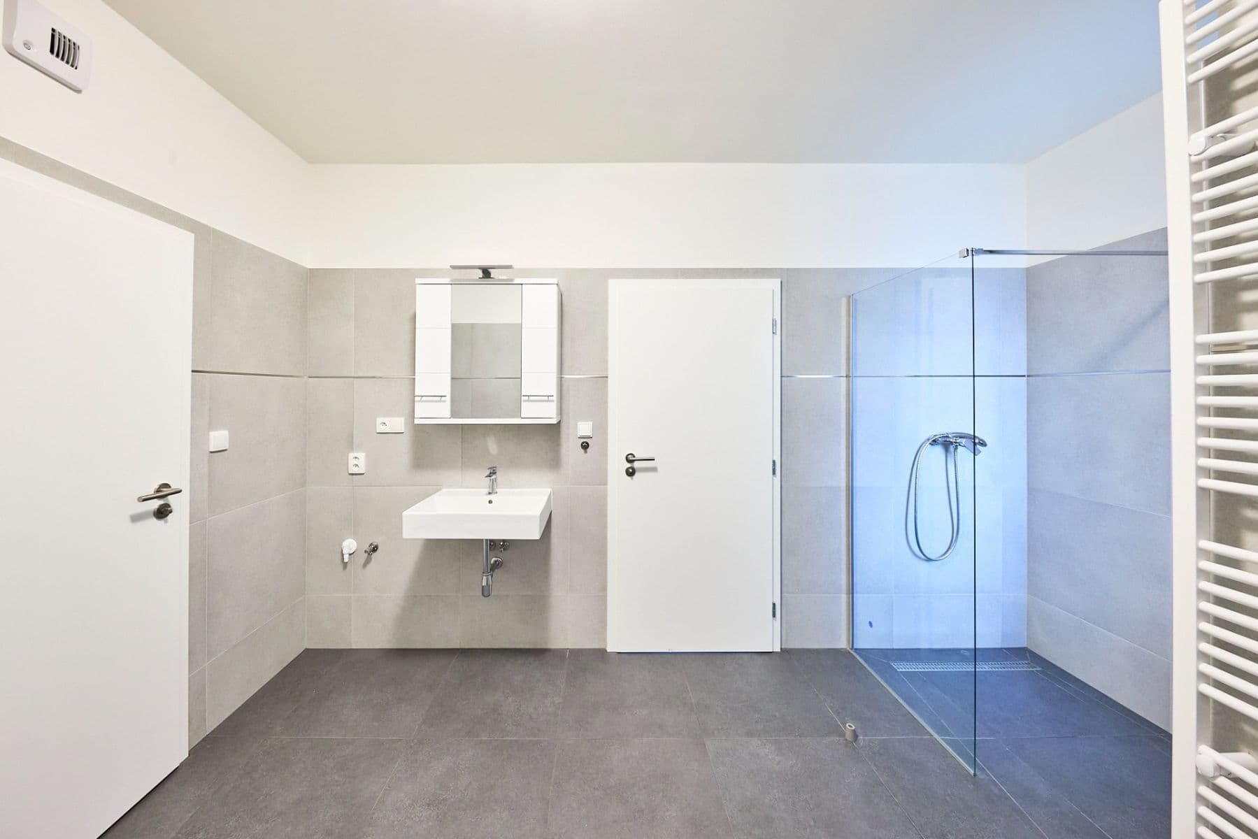 Pronájem bytu 2+kk 53 m², S. K. Neumanna, Kralupy nad Vltavou, Středočeský kraj Pronájem bytu 2+kk 53 m², S. K. Neumanna, Kralupy nad Vltavou, Středočeský kraj