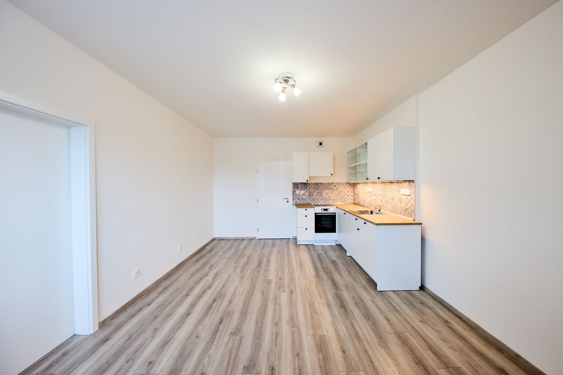 Pronájem bytu 2+kk 53 m², S. K. Neumanna, Kralupy nad Vltavou, Středočeský kraj Pronájem bytu 2+kk 53 m², S. K. Neumanna, Kralupy nad Vltavou, Středočeský kraj