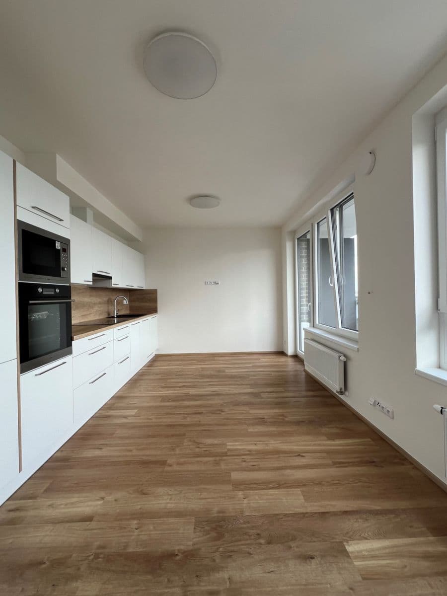 Pronájem bytu 1+kk 29 m², Thomasova, Praha, Praha Pronájem bytu 1+kk 29 m², Thomasova, Praha, Praha