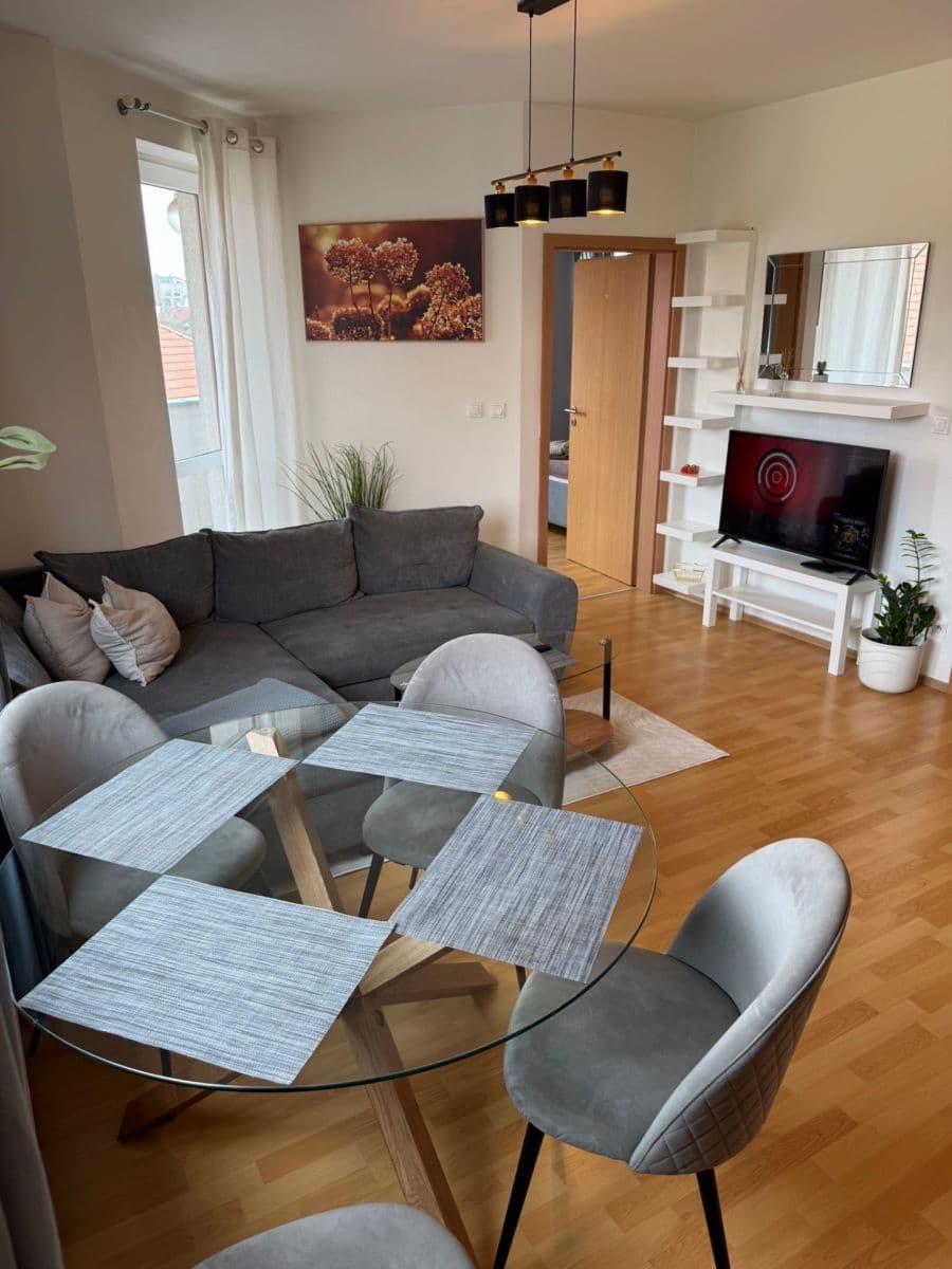 Pronájem bytu 2+kk 50 m², Strančická, Praha, Praha Pronájem bytu 2+kk 50 m², Strančická, Praha, Praha