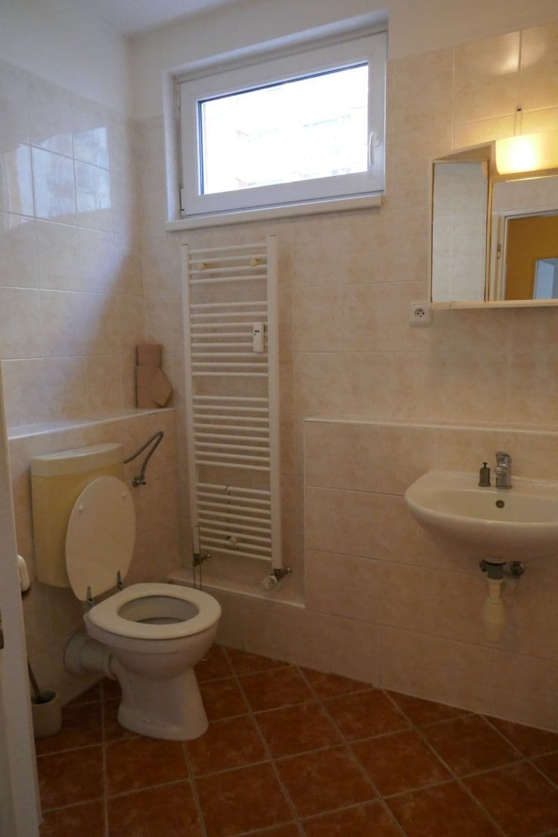 Pronájem bytu 2+kk 45 m², Hnězdenská, Praha, Praha Pronájem bytu 2+kk 45 m², Hnězdenská, Praha, Praha