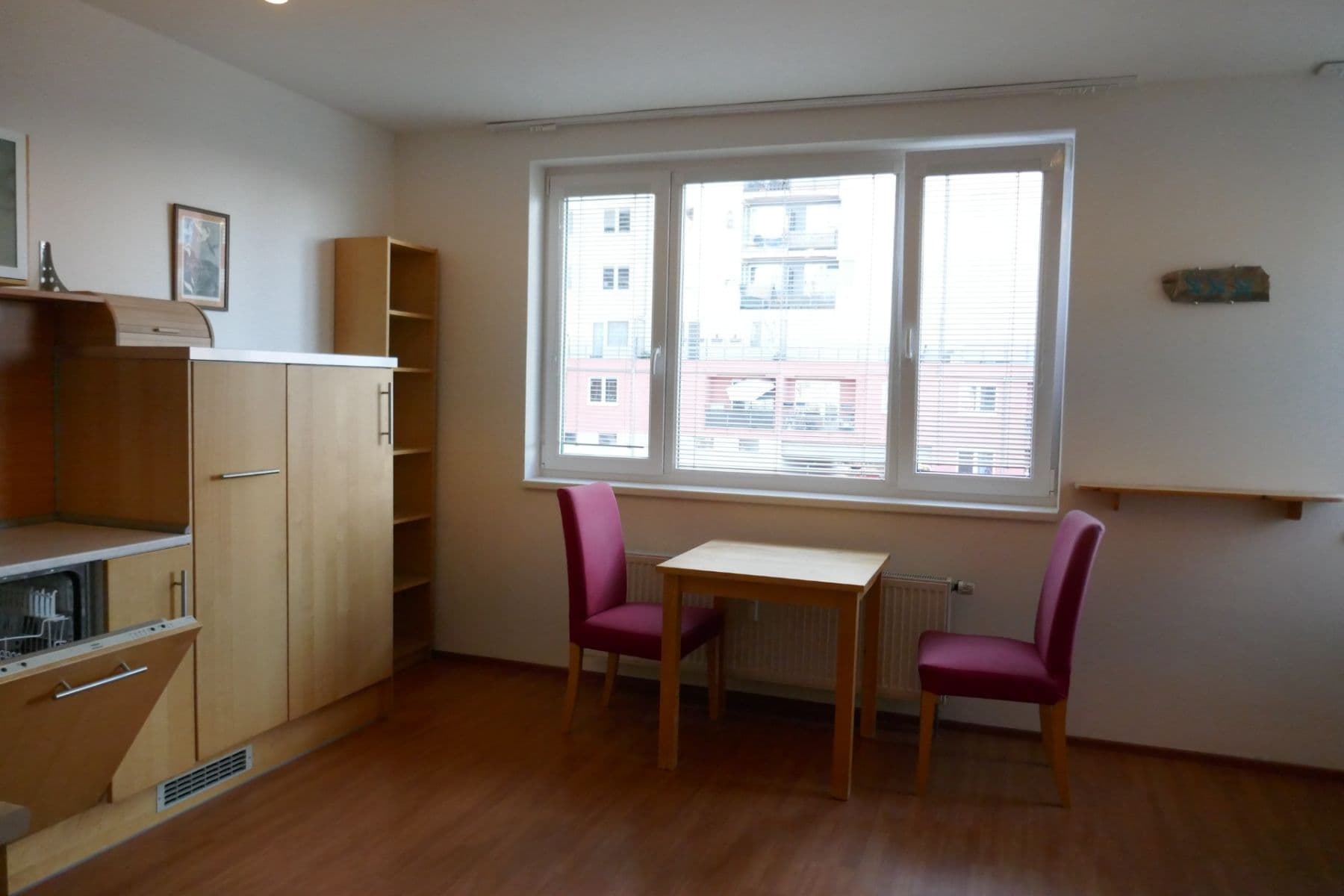 Pronájem bytu 2+kk 45 m², Hnězdenská, Praha, Praha Pronájem bytu 2+kk 45 m², Hnězdenská, Praha, Praha