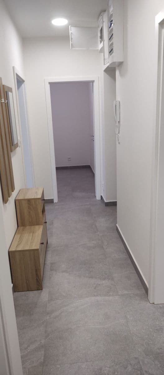 Pronájem bytu 2+kk 49 m², Vrchlabí, Královéhradecký kraj Pronájem bytu 2+kk 49 m², Vrchlabí, Královéhradecký kraj