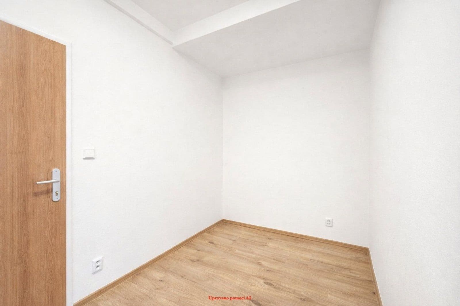 Pronájem bytu 1+kk 20 m², Hlavní třída, Havířov, Moravskoslezský kraj Pronájem bytu 1+kk 20 m², Hlavní třída, Havířov, Moravskoslezský kraj