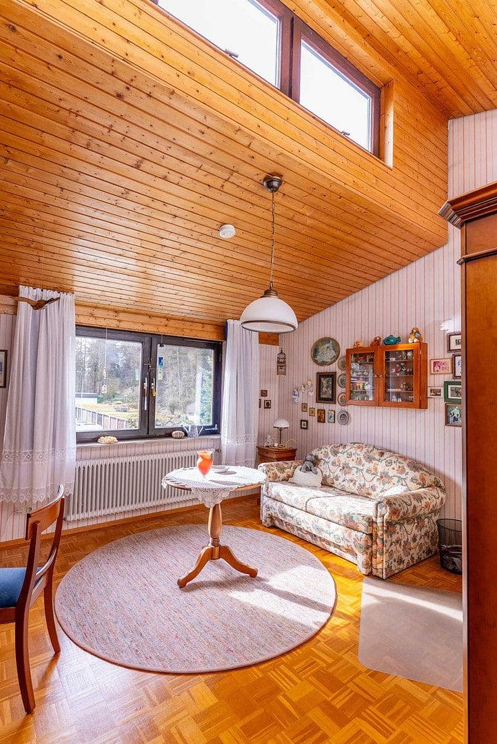 Prodej domu 171 m², pozemek 357 m², Ulm, Bádensko-Württembersko Prodej domu 171 m², pozemek 357 m², Ulm, Bádensko-Württembersko