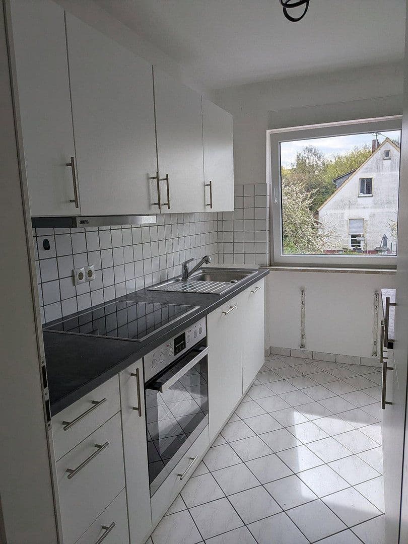 Pronájem bytu 3+1 68 m², Kirchhohl 33, Vallendar, Porýní-Falc Pronájem bytu 3+1 68 m², Kirchhohl 33, Vallendar, Porýní-Falc