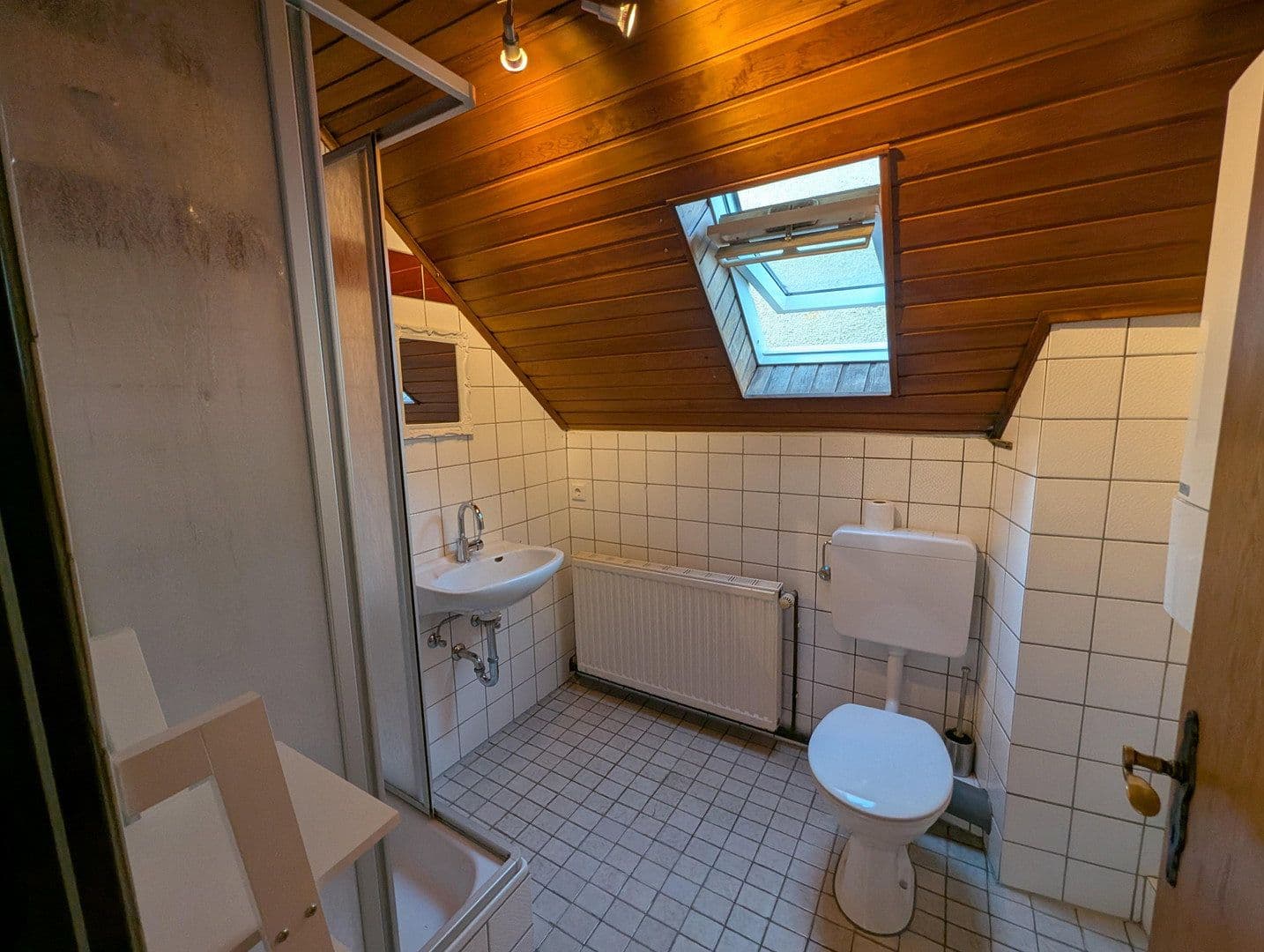 Pronájem bytu 1+1 18 m², Budenbergstraße 13, Budenheim, Porýní-Falc Pronájem bytu 1+1 18 m², Budenbergstraße 13, Budenheim, Porýní-Falc