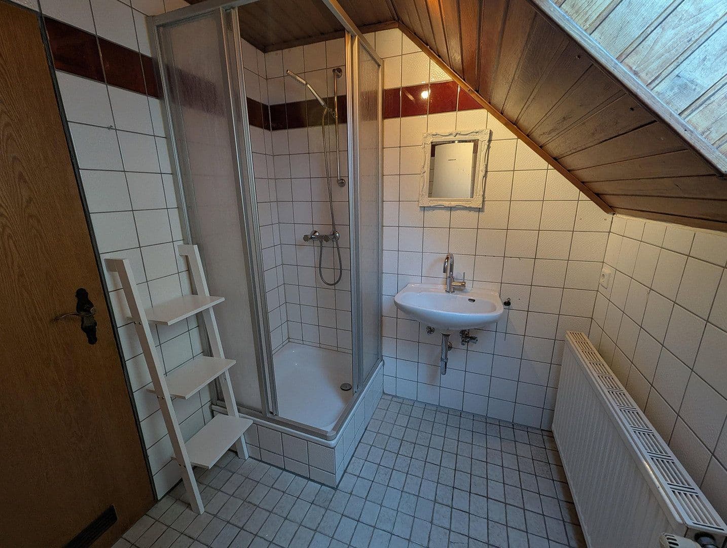 Pronájem bytu 1+1 18 m², Budenbergstraße 13, Budenheim, Porýní-Falc Pronájem bytu 1+1 18 m², Budenbergstraße 13, Budenheim, Porýní-Falc