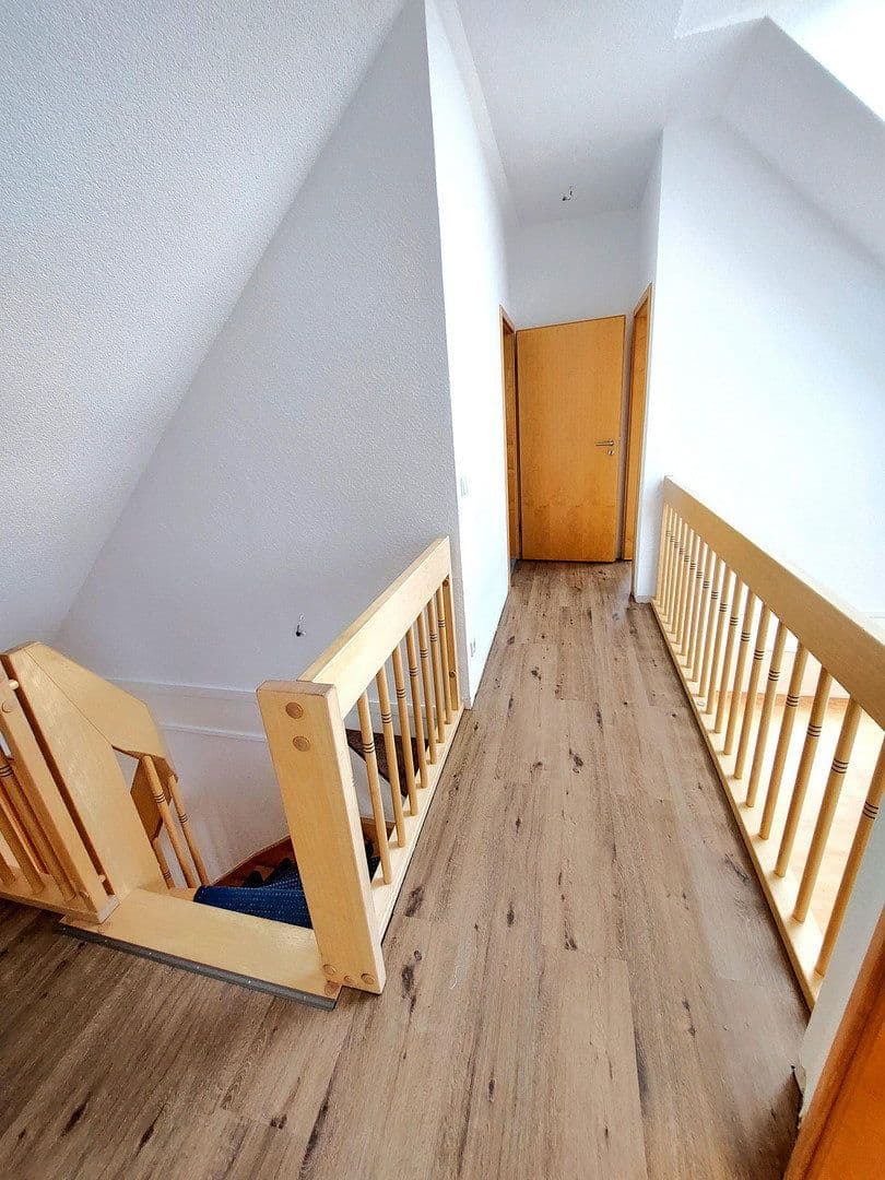 Pronájem bytu 5+1 147 m², Friedenstraße 45, Wiesbaden, Hessen Pronájem bytu 5+1 147 m², Friedenstraße 45, Wiesbaden, Hessen