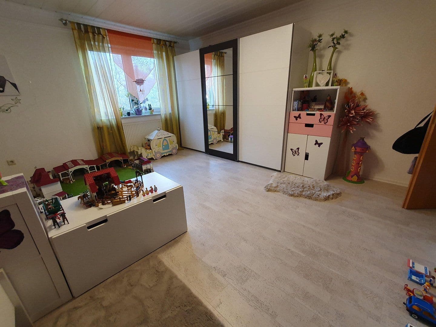 Prodej domu 243 m², pozemek 670 m², Hinter Den Möörten 12, Hude (Oldenburg), Dolní Sasko Prodej domu 243 m², pozemek 670 m², Hinter Den Möörten 12, Hude (Oldenburg), Dolní Sasko