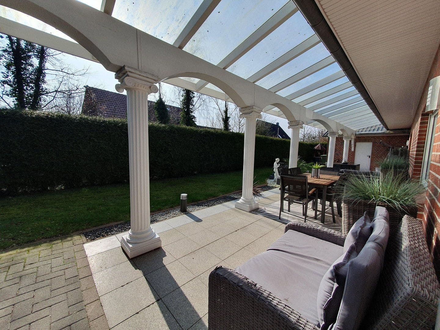 Prodej domu 243 m², pozemek 670 m², Hinter Den Möörten 12, Hude (Oldenburg), Dolní Sasko Prodej domu 243 m², pozemek 670 m², Hinter Den Möörten 12, Hude (Oldenburg), Dolní Sasko