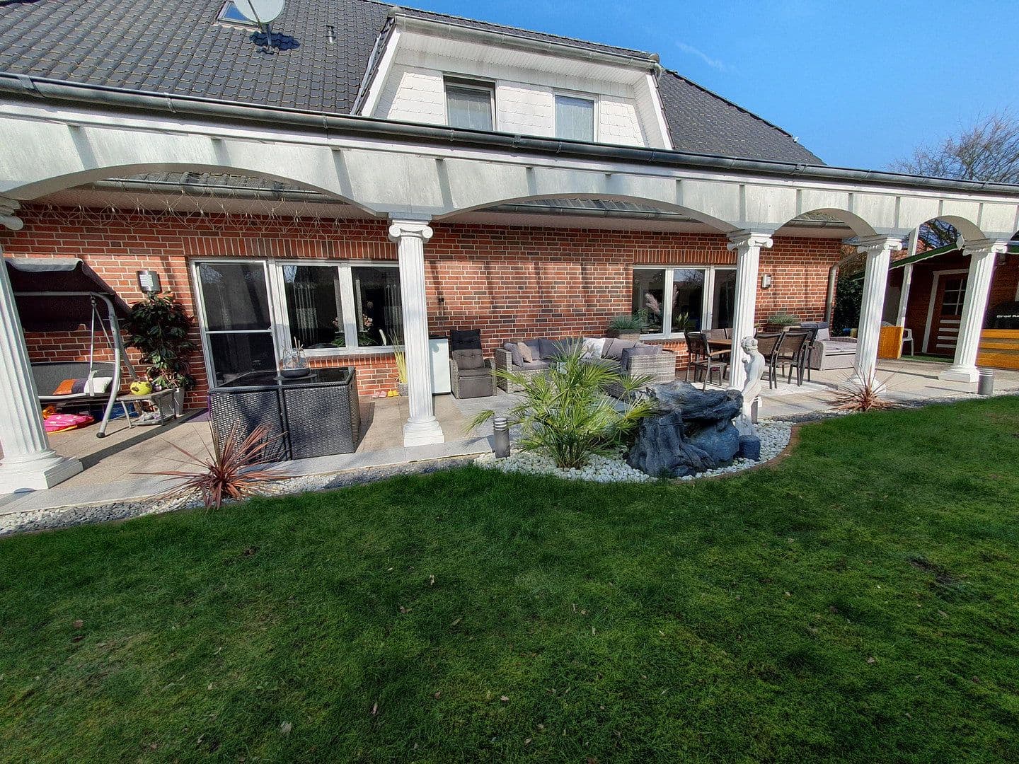 Prodej domu 243 m², pozemek 670 m², Hinter Den Möörten 12, Hude (Oldenburg), Dolní Sasko Prodej domu 243 m², pozemek 670 m², Hinter Den Möörten 12, Hude (Oldenburg), Dolní Sasko