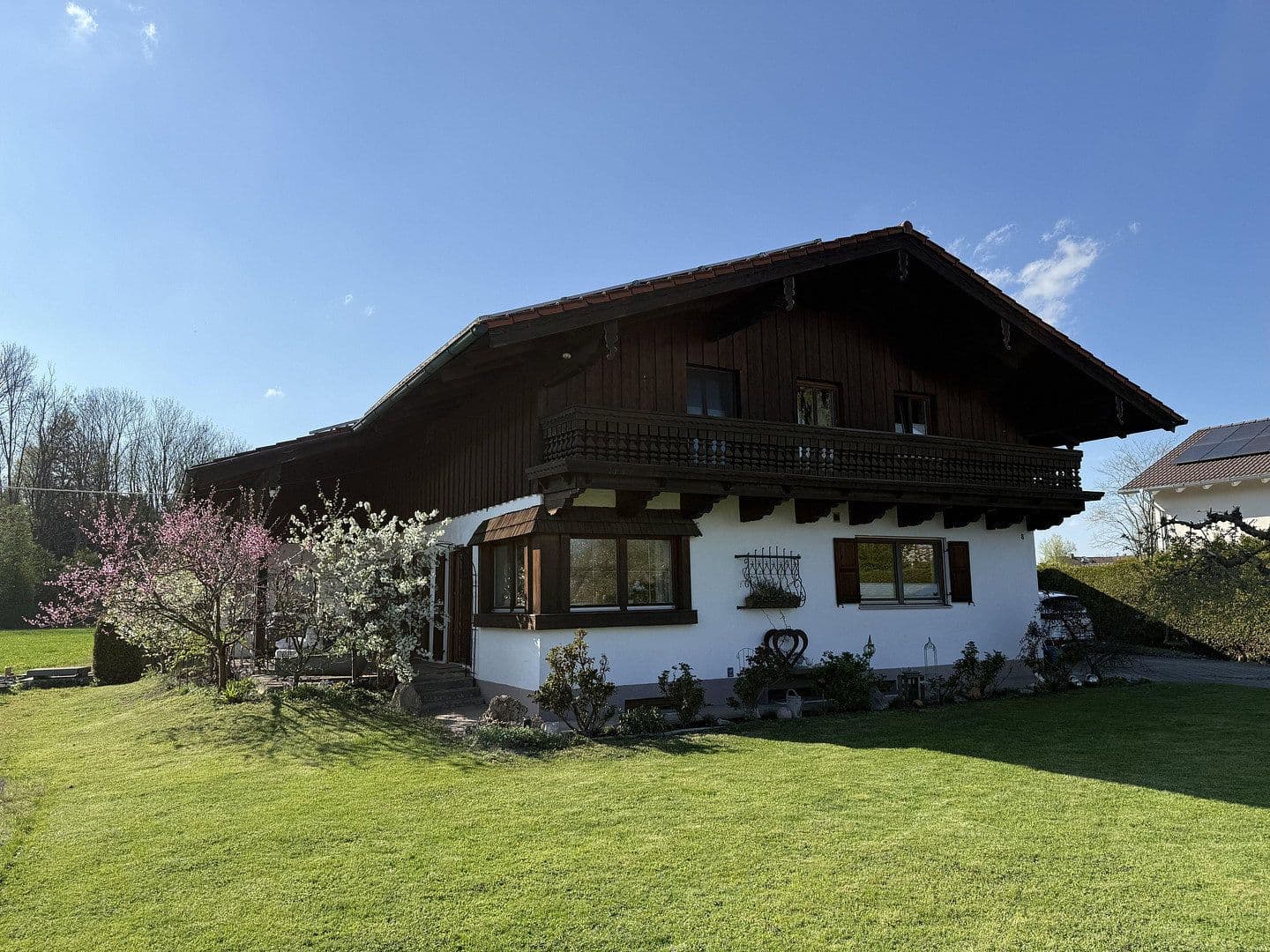 Prodej domu 190 m², pozemek 800 m², Bad Aibling, Bavorsko Prodej domu 190 m², pozemek 800 m², Bad Aibling, Bavorsko