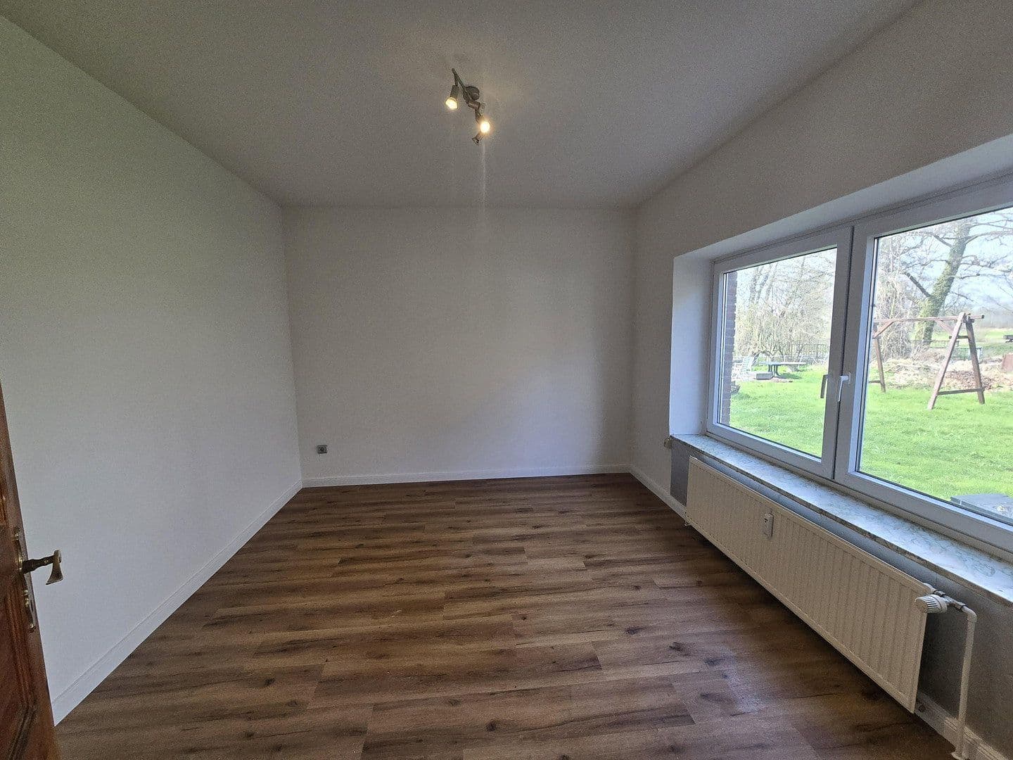 Pronájem bytu 4+1 105 m², Kamper Str. 6, Nützen, Šlesvicko-Holštýnsko Pronájem bytu 4+1 105 m², Kamper Str. 6, Nützen, Šlesvicko-Holštýnsko