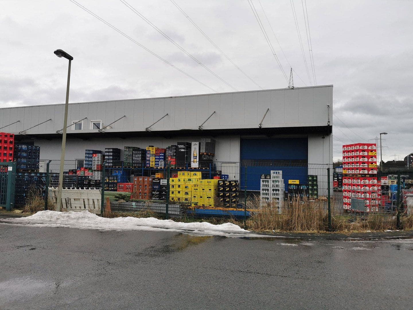 Prodej nebytového prostoru 4.000 m², Rösrath, Severní Porýní-Vestfálsko Prodej nebytového prostoru 4.000 m², Rösrath, Severní Porýní-Vestfálsko