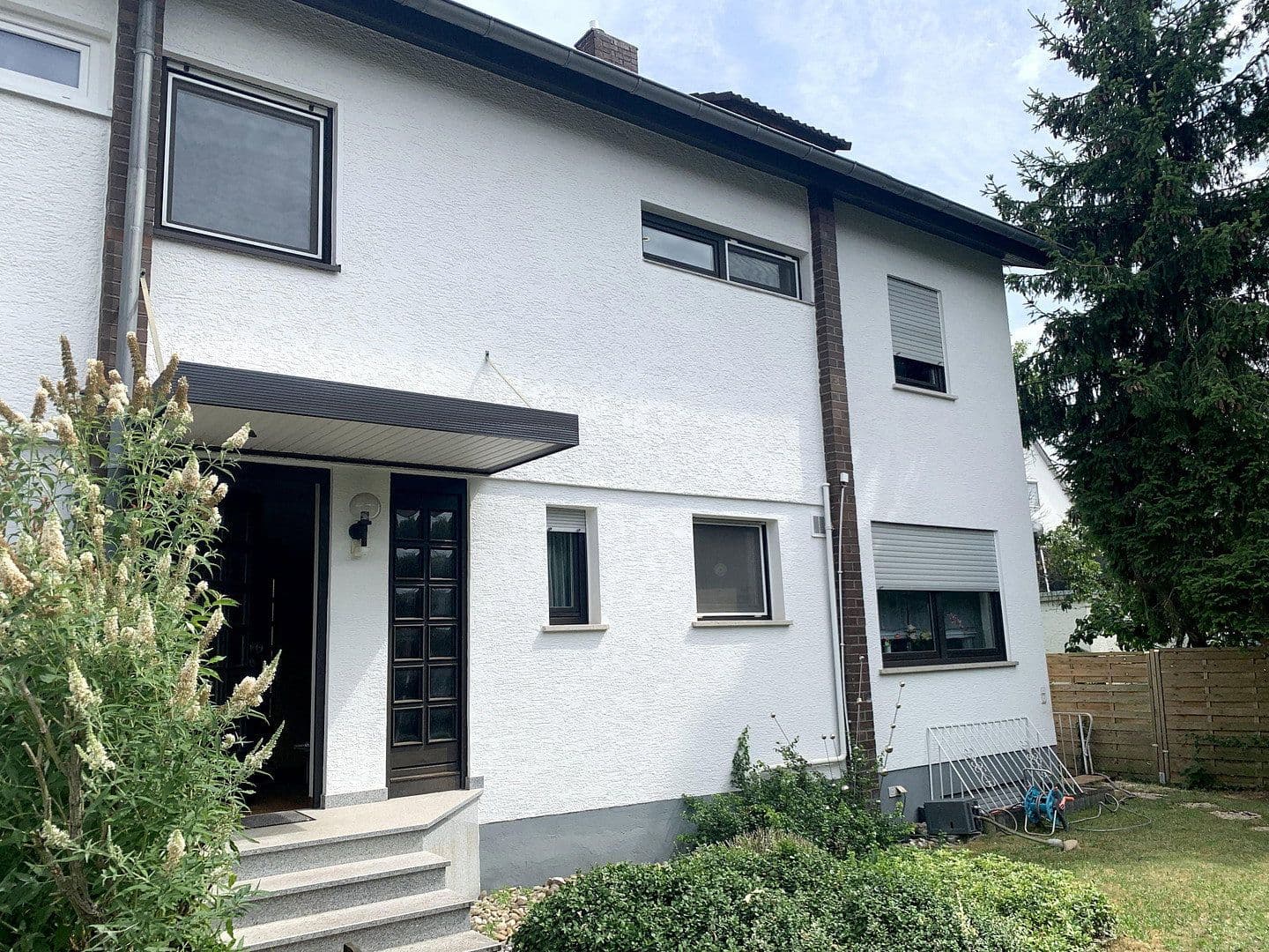 Prodej domu 182 m², pozemek 489 m², Hanau, Hessen Prodej domu 182 m², pozemek 489 m², Hanau, Hessen