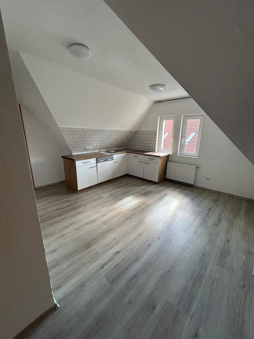 Pronájem bytu 2+kk 65 m², Löhrstraße 3, Trossingen, Bádensko-Württembersko Pronájem bytu 2+kk 65 m², Löhrstraße 3, Trossingen, Bádensko-Württembersko