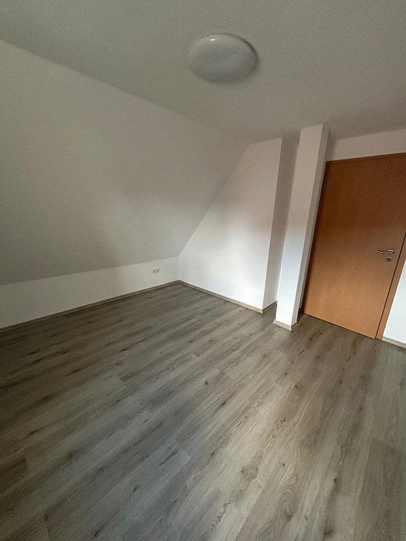 Pronájem bytu 2+kk 65 m², Löhrstraße 3, Trossingen, Bádensko-Württembersko Pronájem bytu 2+kk 65 m², Löhrstraße 3, Trossingen, Bádensko-Württembersko