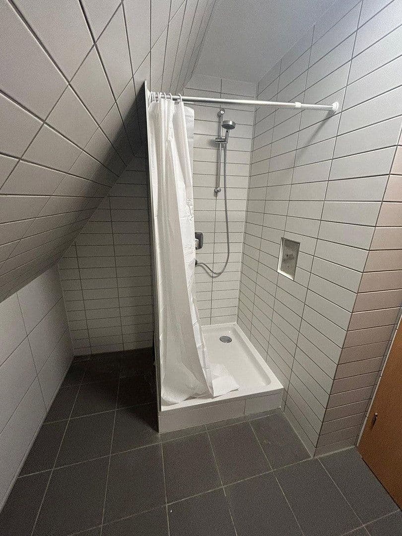 Pronájem bytu 2+kk 65 m², Löhrstraße 3, Trossingen, Bádensko-Württembersko Pronájem bytu 2+kk 65 m², Löhrstraße 3, Trossingen, Bádensko-Württembersko