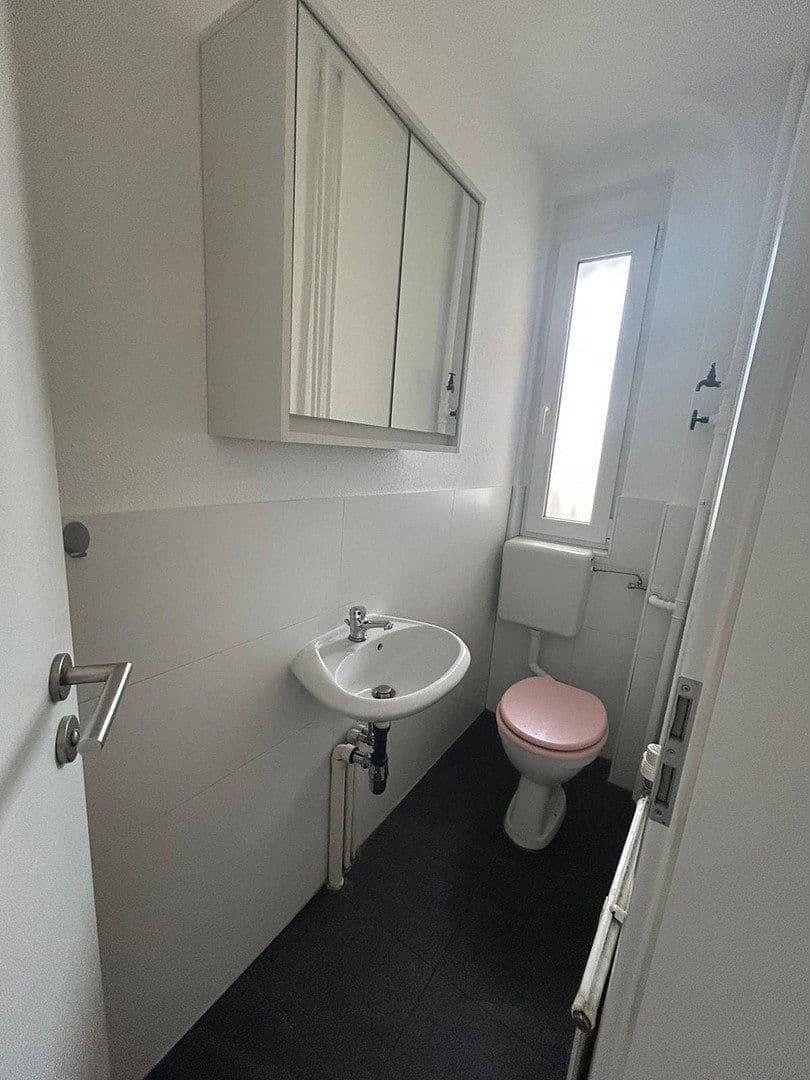 Pronájem bytu 1+kk 23 m², Löhrstraße 3, Trossingen, Bádensko-Württembersko Pronájem bytu 1+kk 23 m², Löhrstraße 3, Trossingen, Bádensko-Württembersko