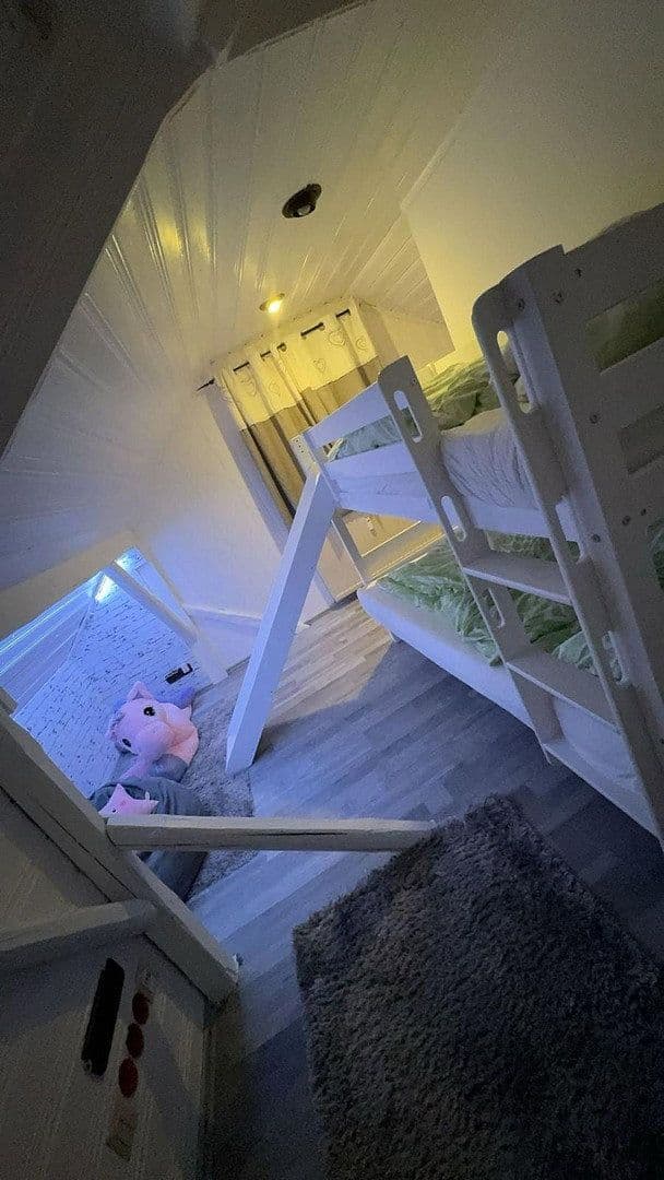 Prodej domu 168 m², pozemek 424 m², Werner-Egk-Str. 20, Vaterstetten, Bavorsko Prodej domu 168 m², pozemek 424 m², Werner-Egk-Str. 20, Vaterstetten, Bavorsko