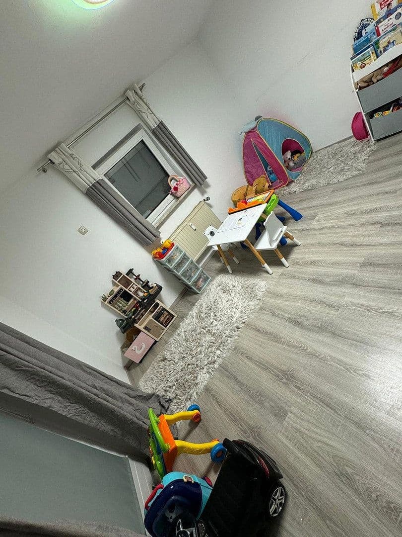 Prodej domu 168 m², pozemek 424 m², Werner-Egk-Str. 20, Vaterstetten, Bavorsko Prodej domu 168 m², pozemek 424 m², Werner-Egk-Str. 20, Vaterstetten, Bavorsko