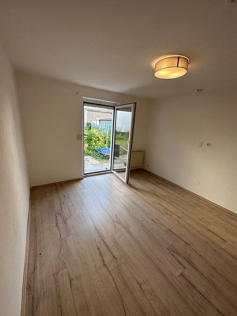 Prodej domu 168 m², pozemek 424 m², Werner-Egk-Str. 20, Vaterstetten, Bavorsko Prodej domu 168 m², pozemek 424 m², Werner-Egk-Str. 20, Vaterstetten, Bavorsko